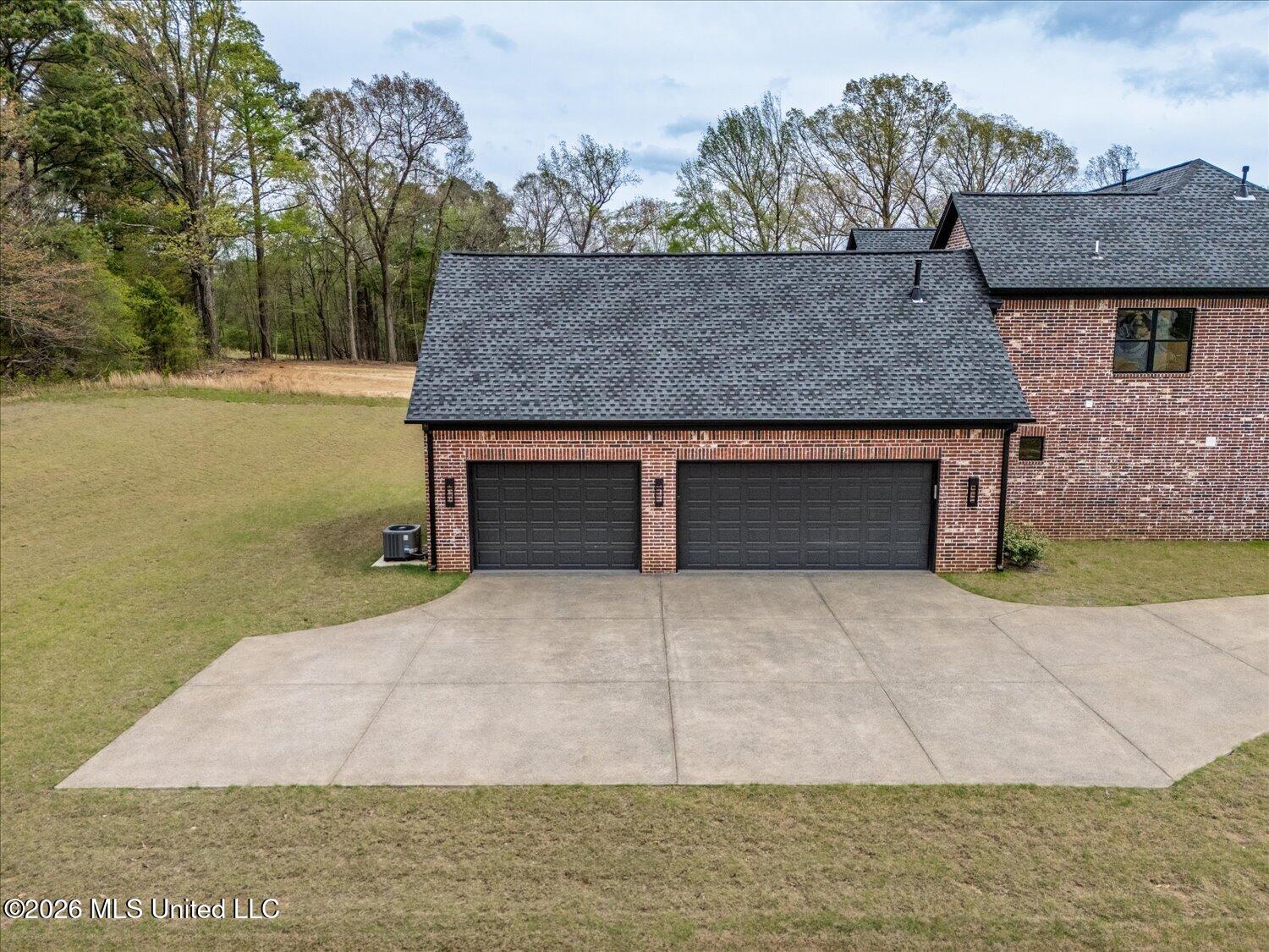 1474 Tributary Drive Property Photo 8