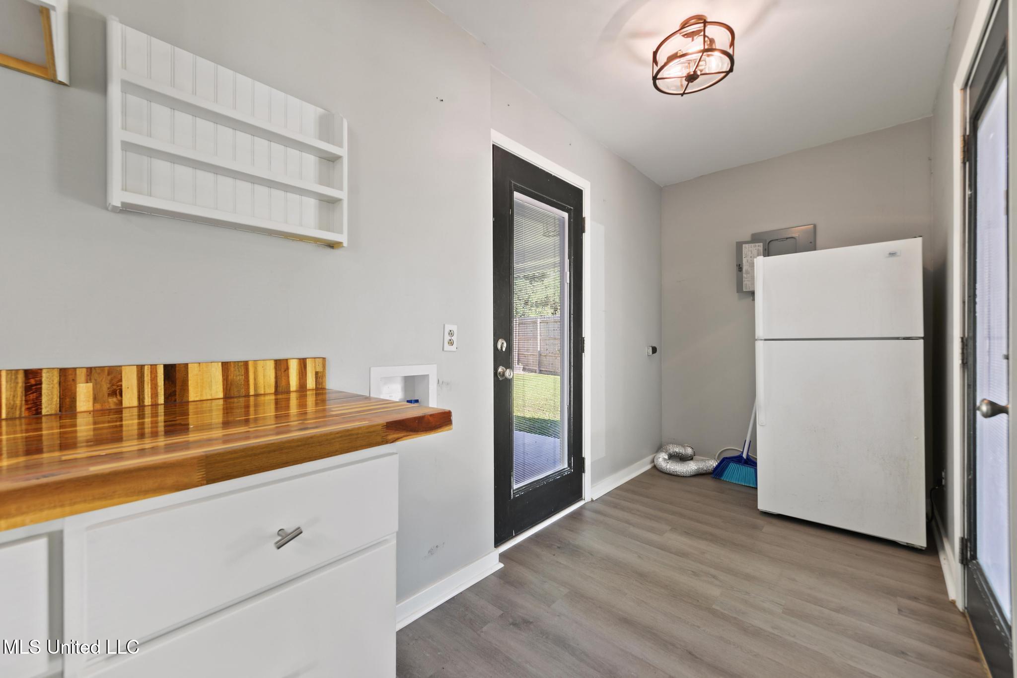 201 Walnut Drive Property Photo 10