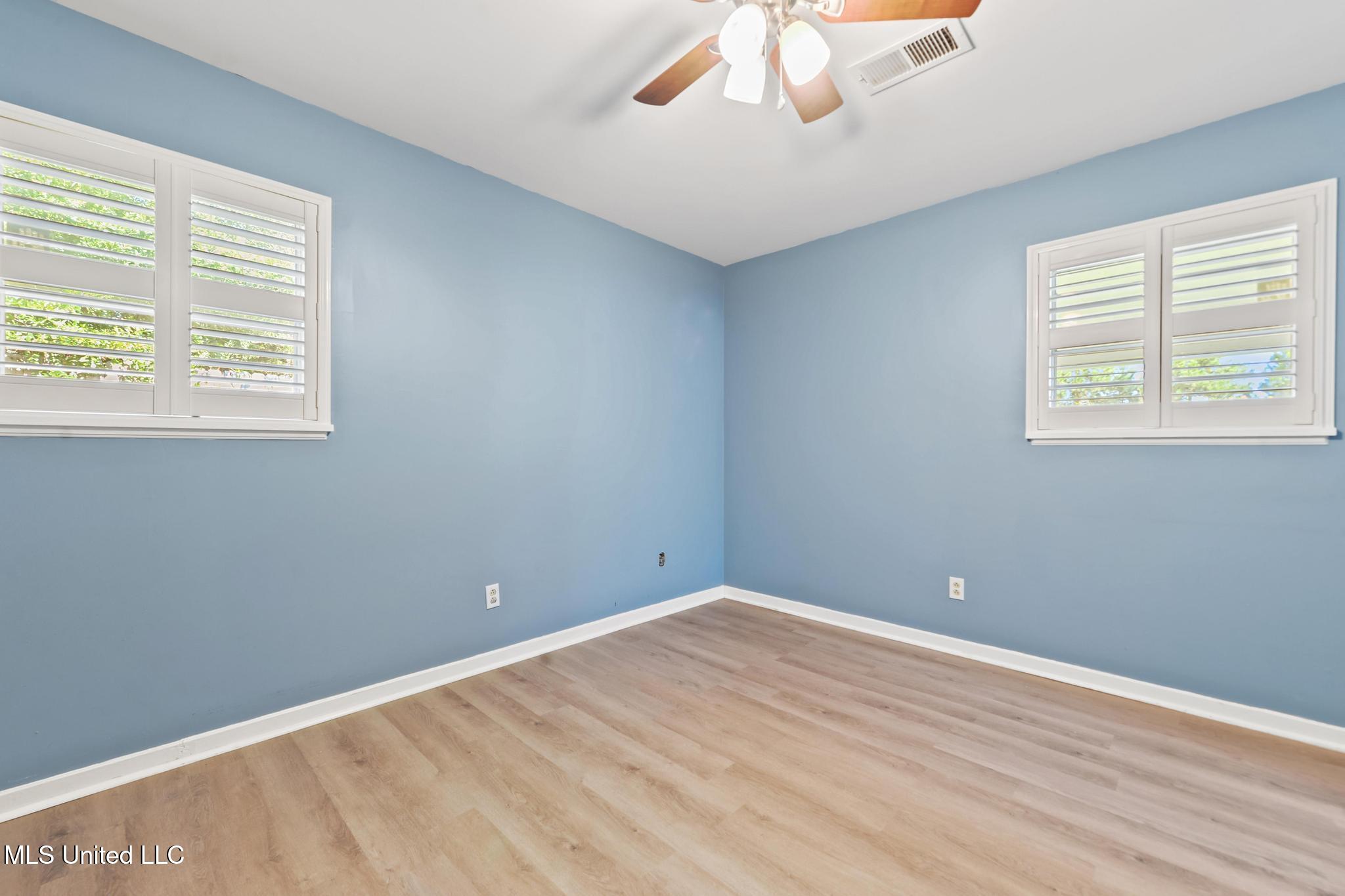 201 Walnut Drive Property Photo 11