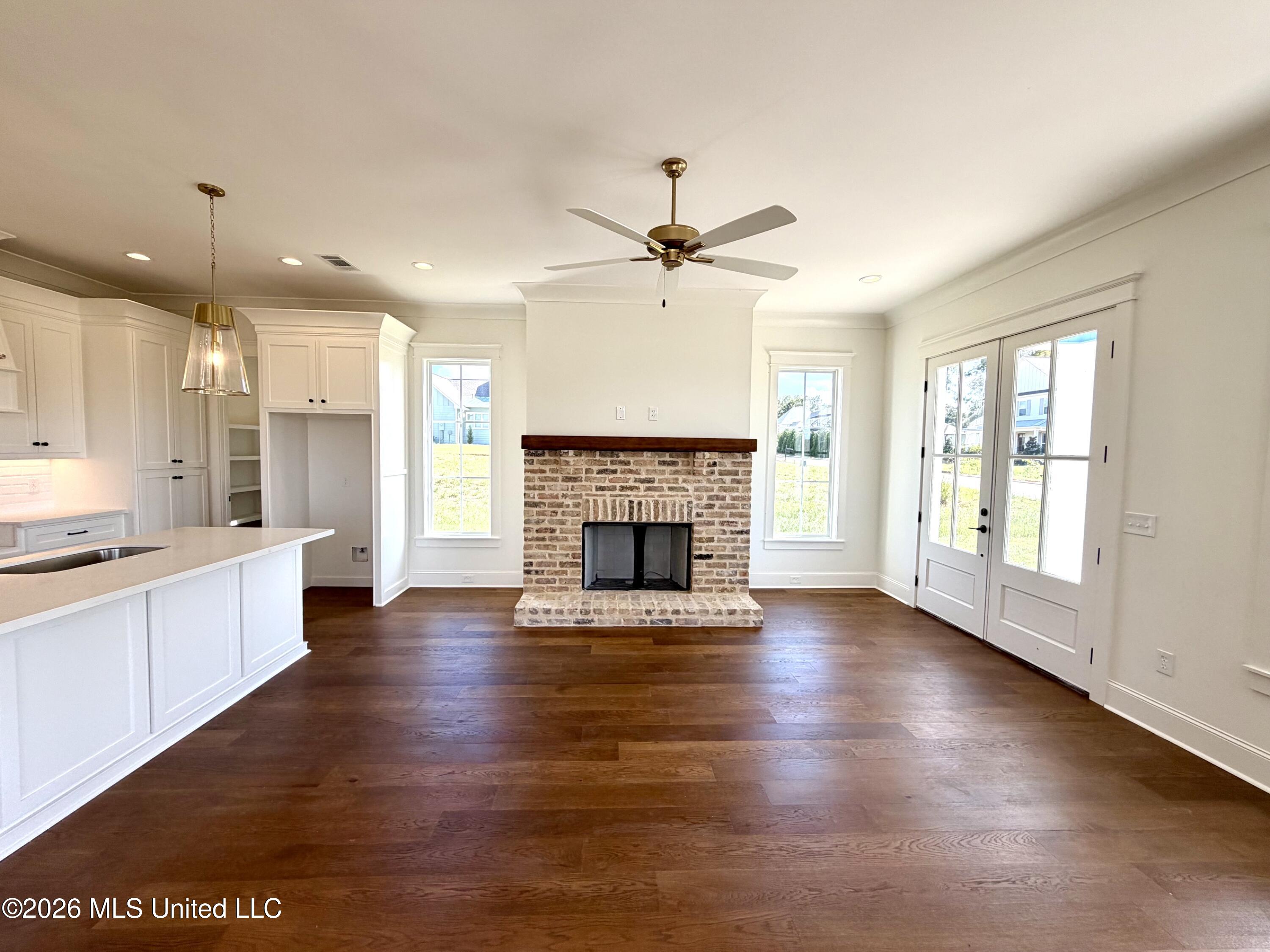 910 Bald Eagle Drive Property Photo 6