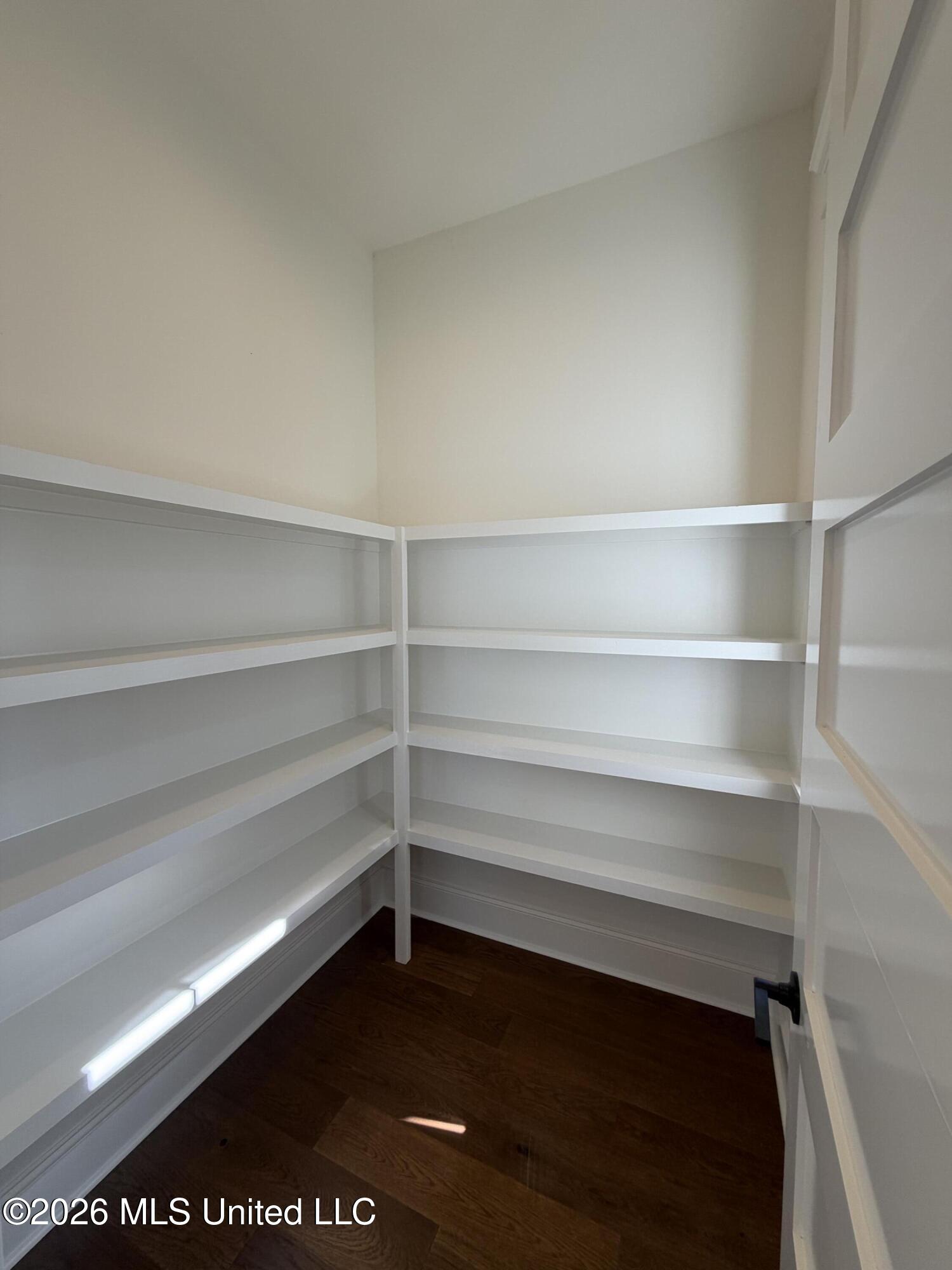 910 Bald Eagle Drive Property Photo 12