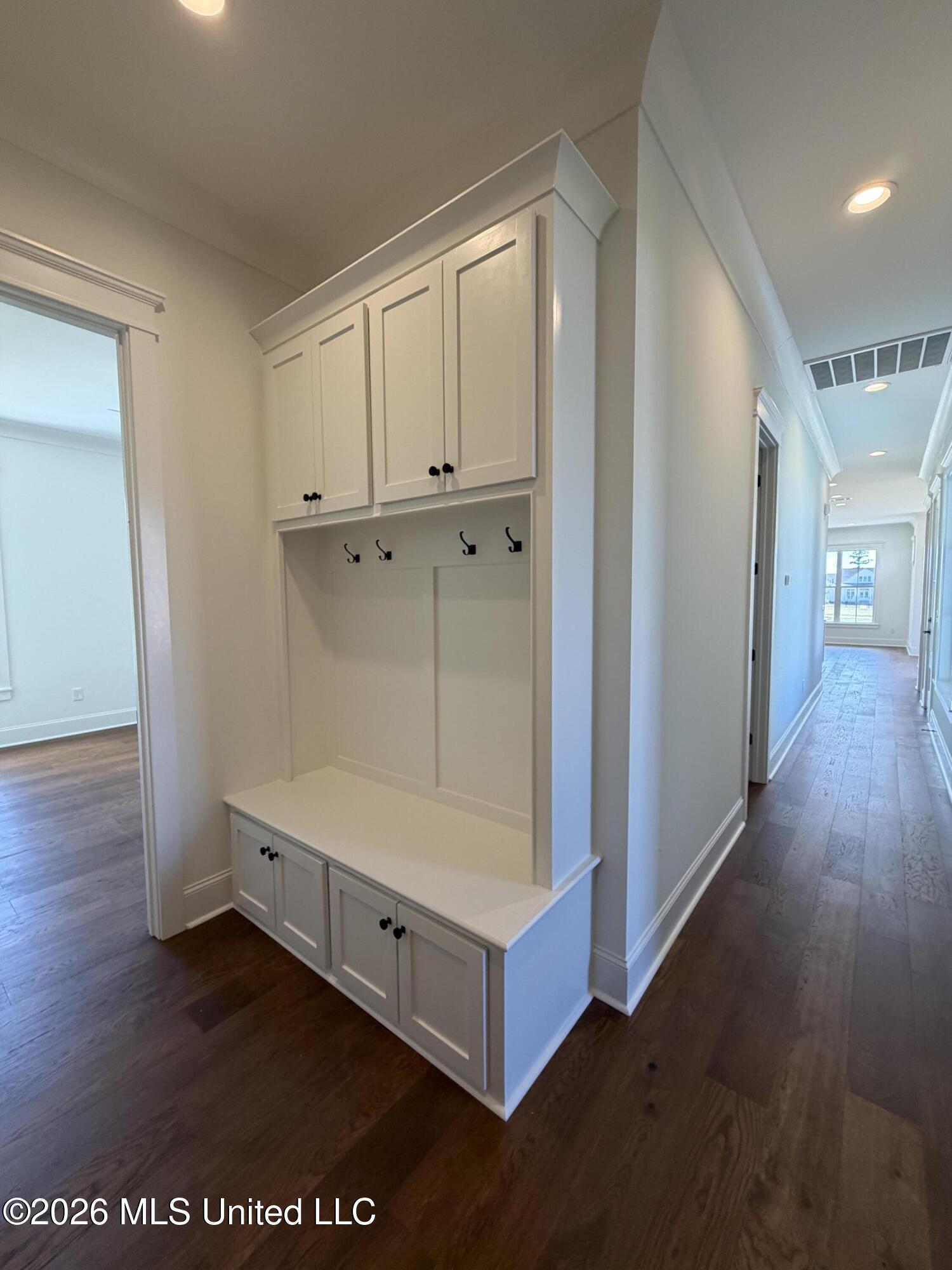 910 Bald Eagle Drive Property Photo 14
