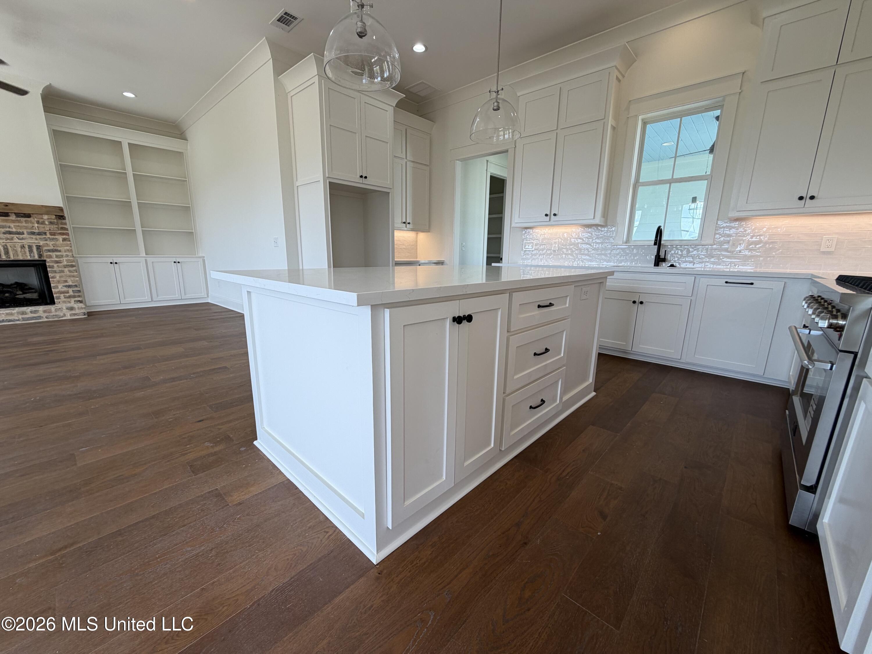 1020 Crepe Myrtle Drive Property Photo 14