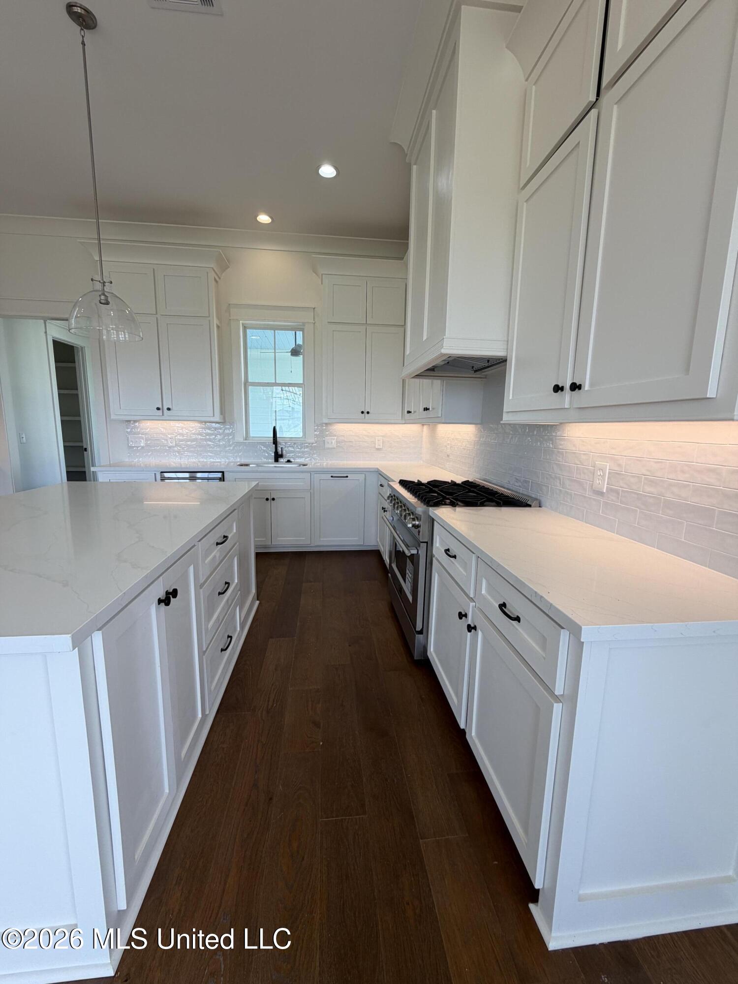 1020 Crepe Myrtle Drive Property Photo 15
