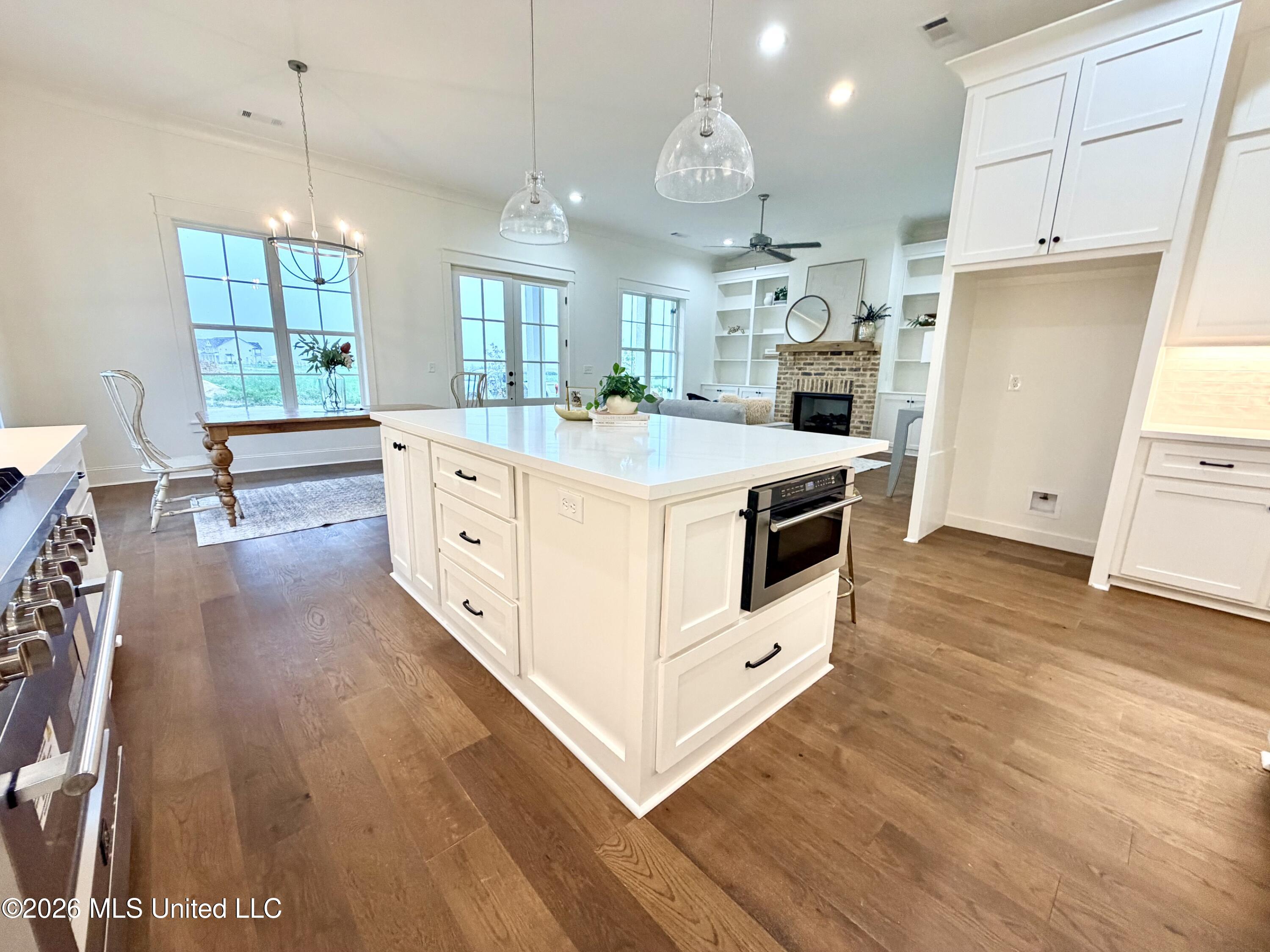 1020 Crepe Myrtle Drive Property Photo 18