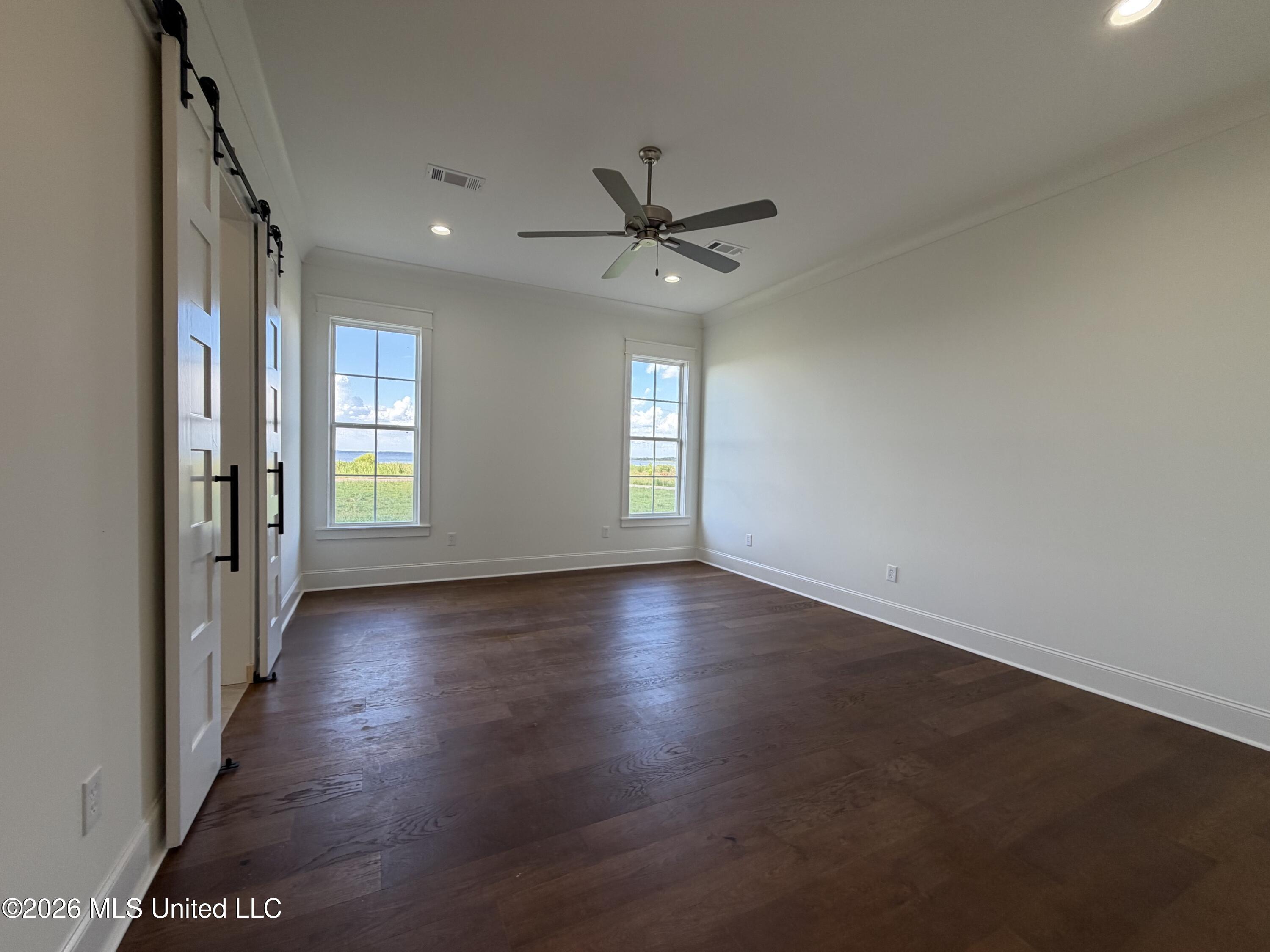 1020 Crepe Myrtle Drive Property Photo 22