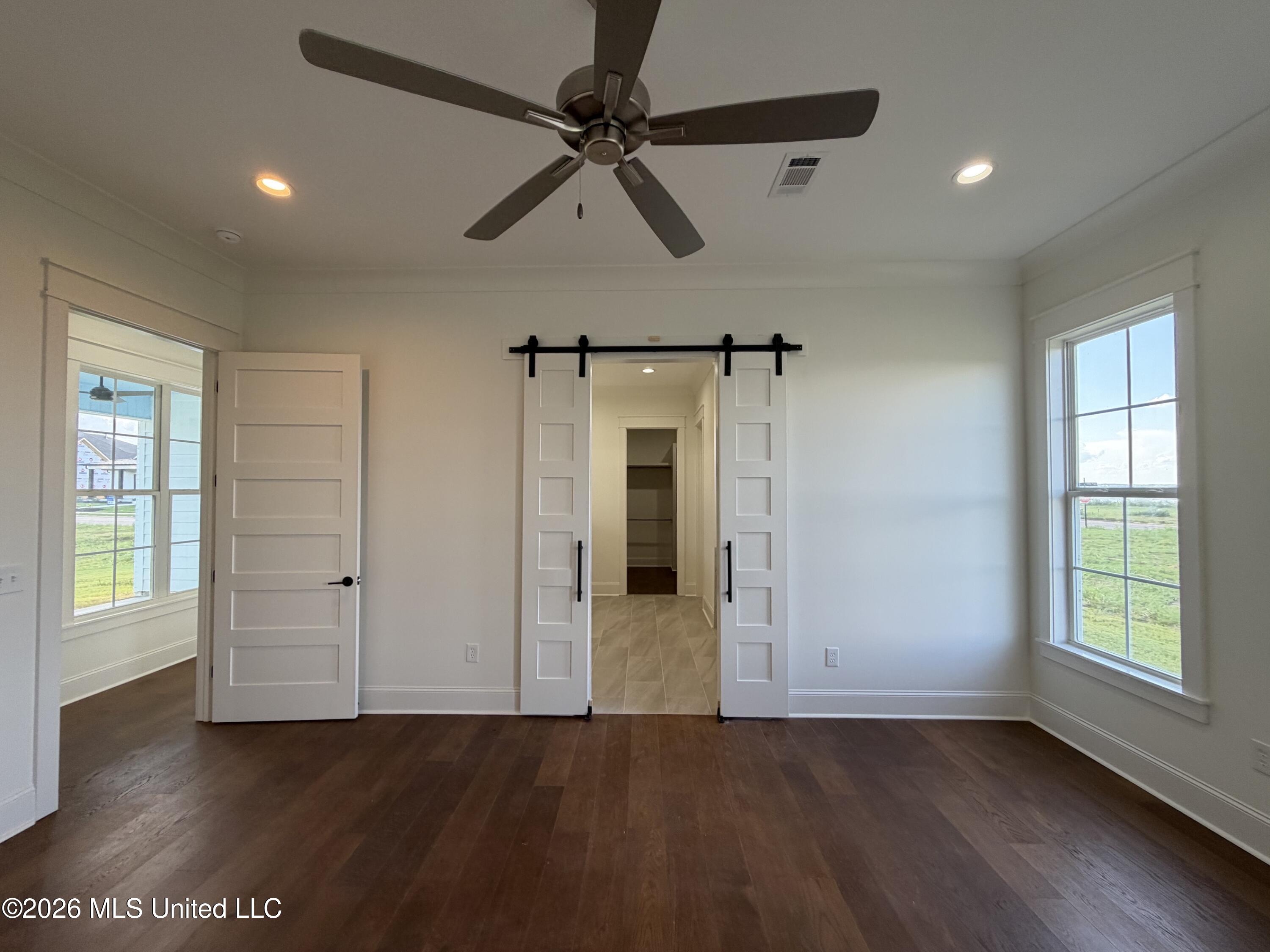 1020 Crepe Myrtle Drive Property Photo 23