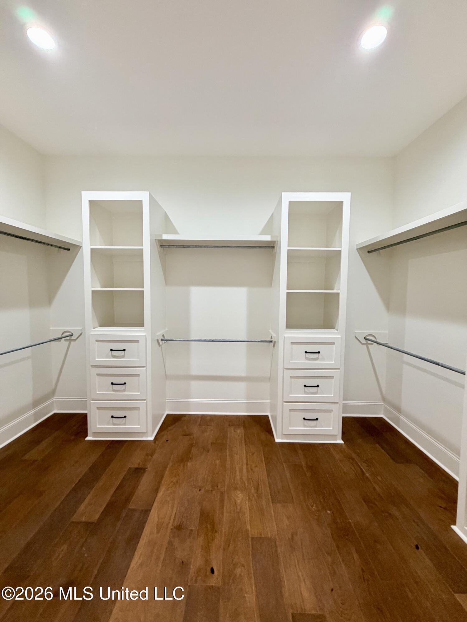 1020 Crepe Myrtle Drive Property Photo 33