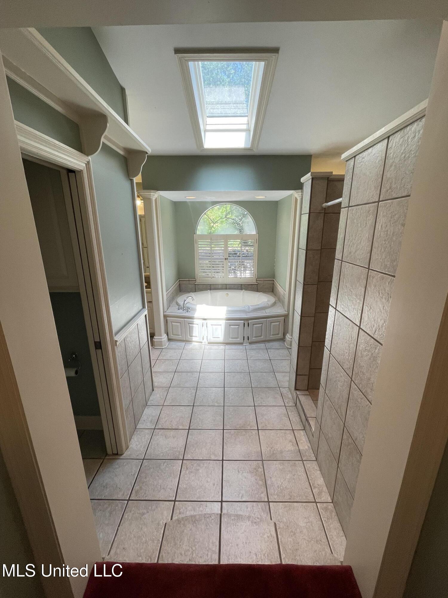 500 Charles Street Property Photo 18