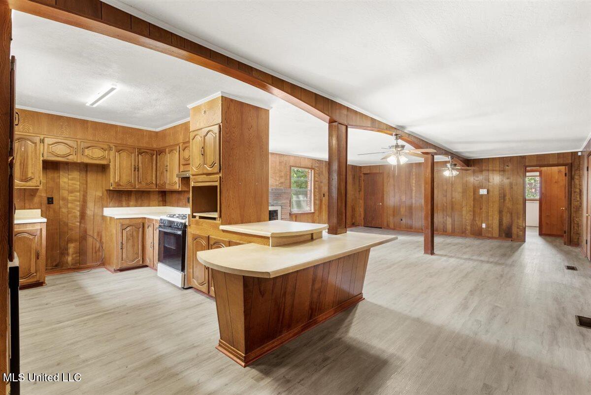 1104 Fairview Drive Property Photo 8