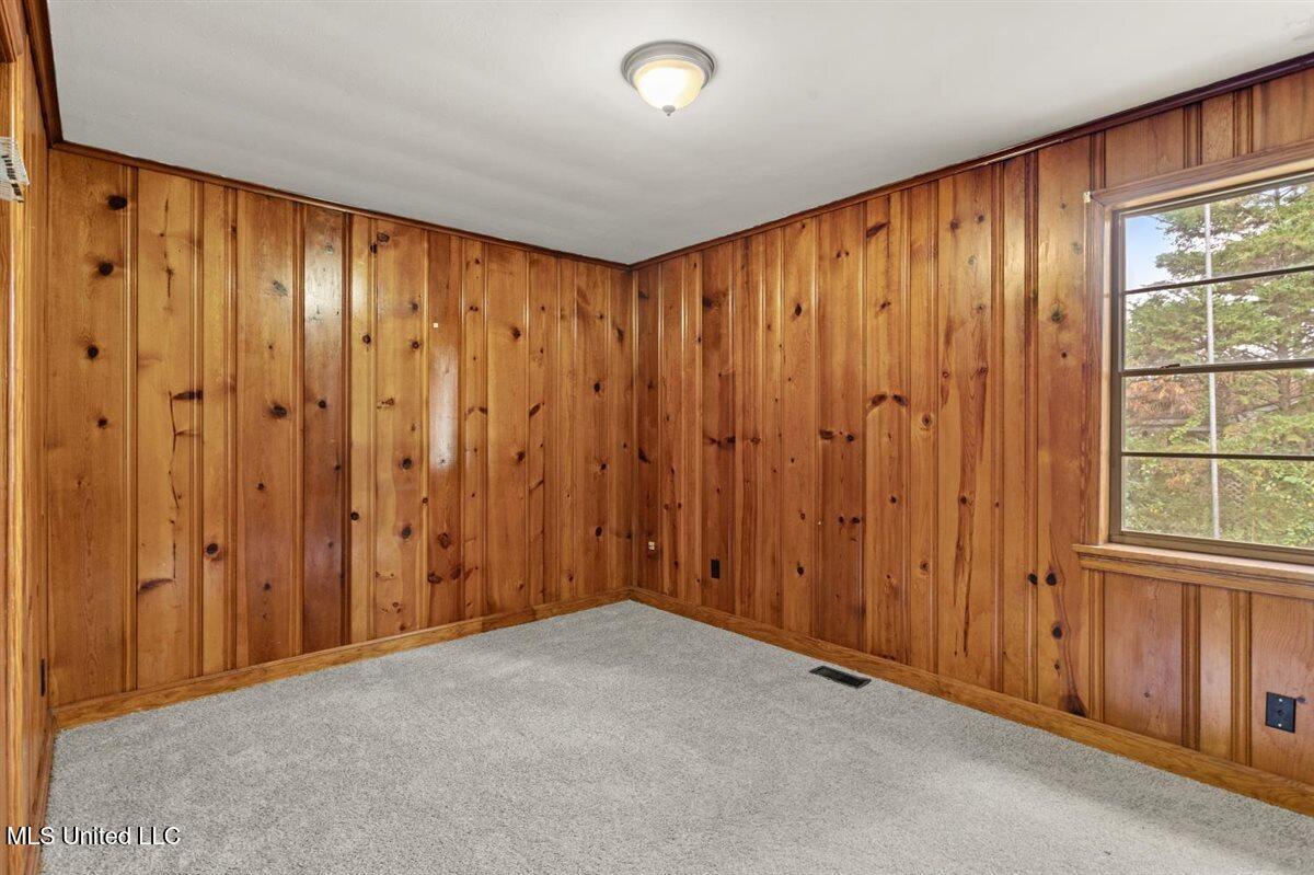 1104 Fairview Drive Property Photo 28