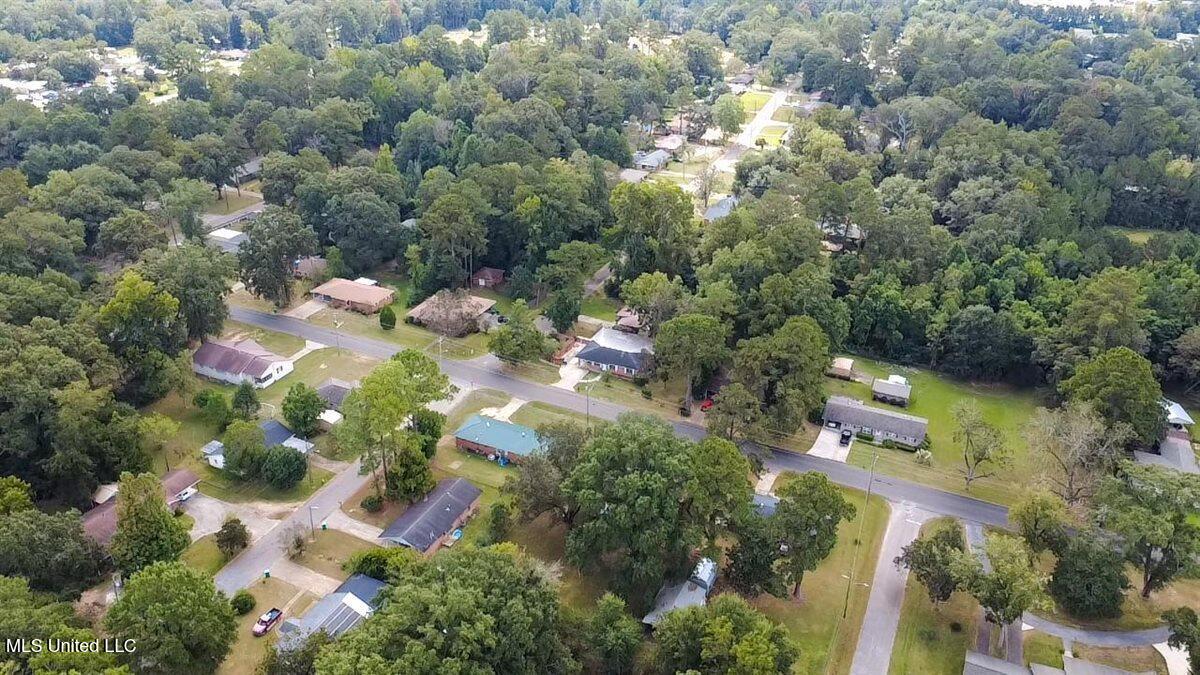 1104 Fairview Drive Property Photo 40
