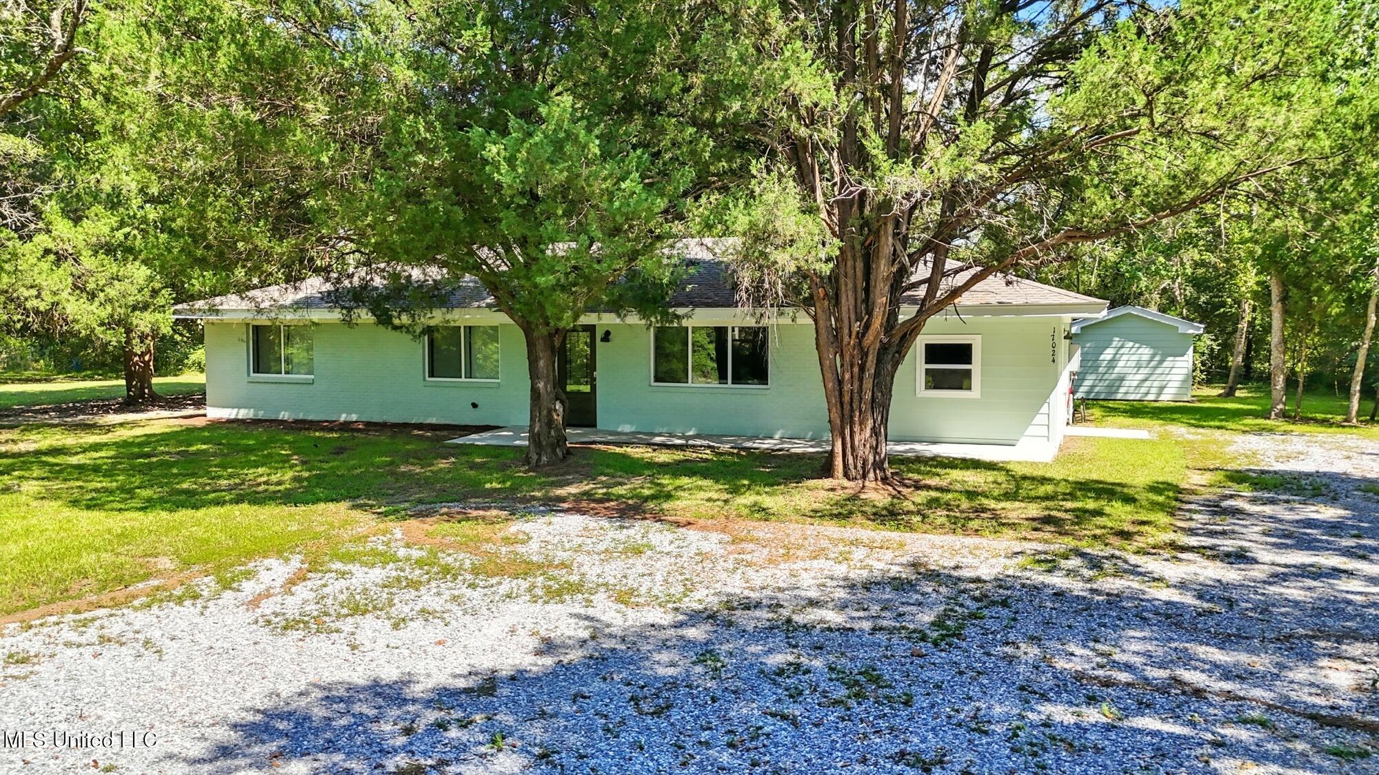 17024 Northrup Cuevas Road Property Photo 1