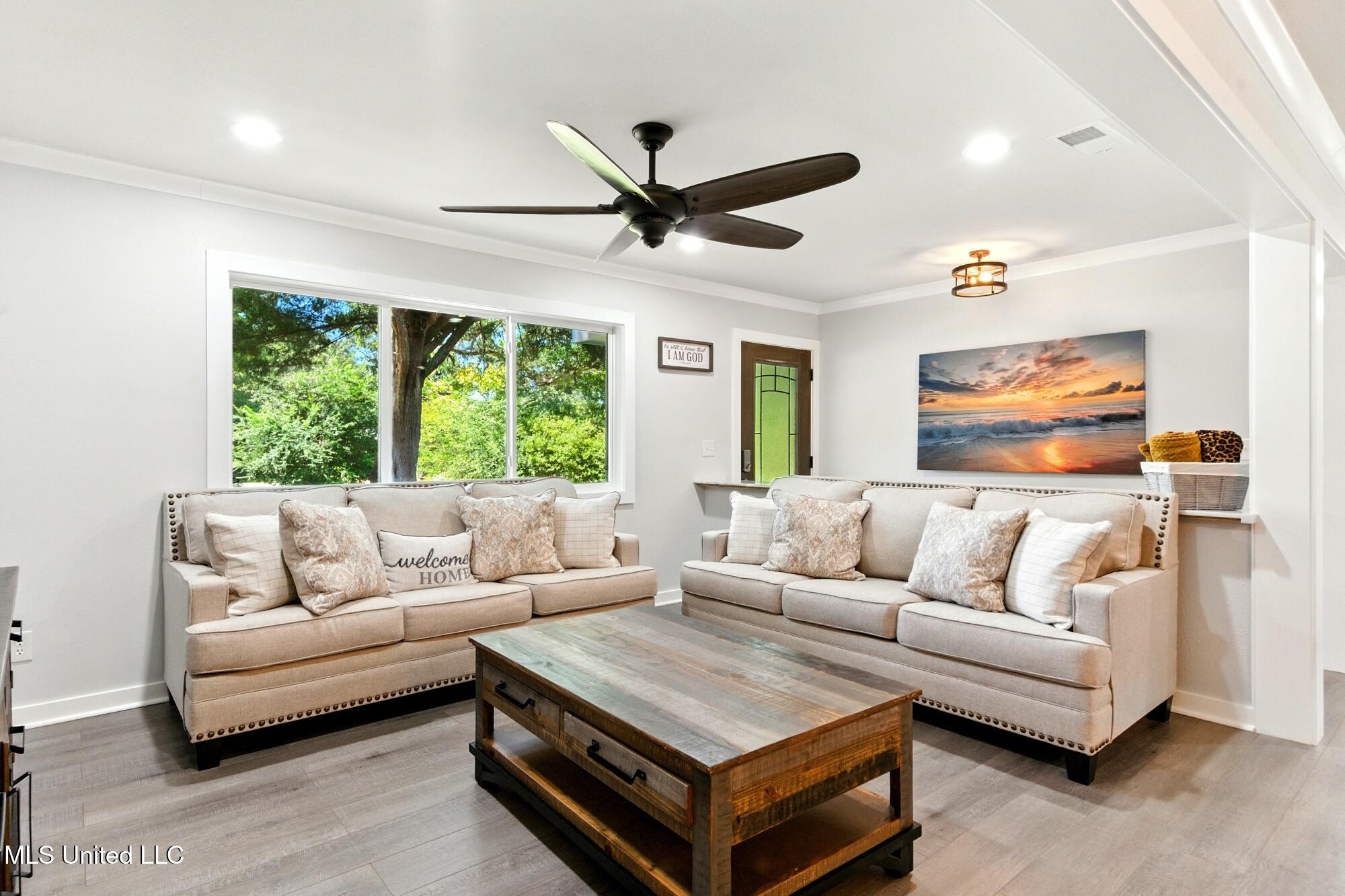 17024 Northrup Cuevas Road Property Photo 4