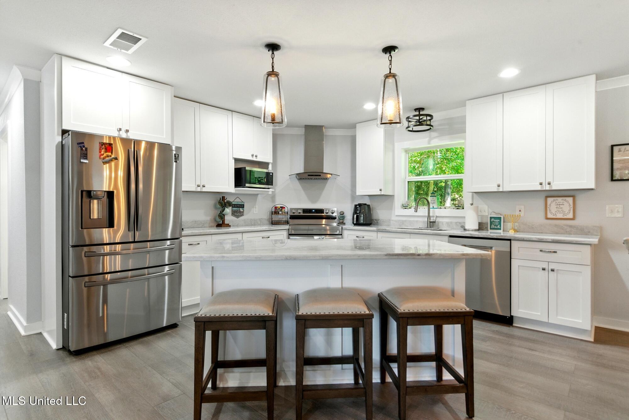 17024 Northrup Cuevas Road Property Photo 6