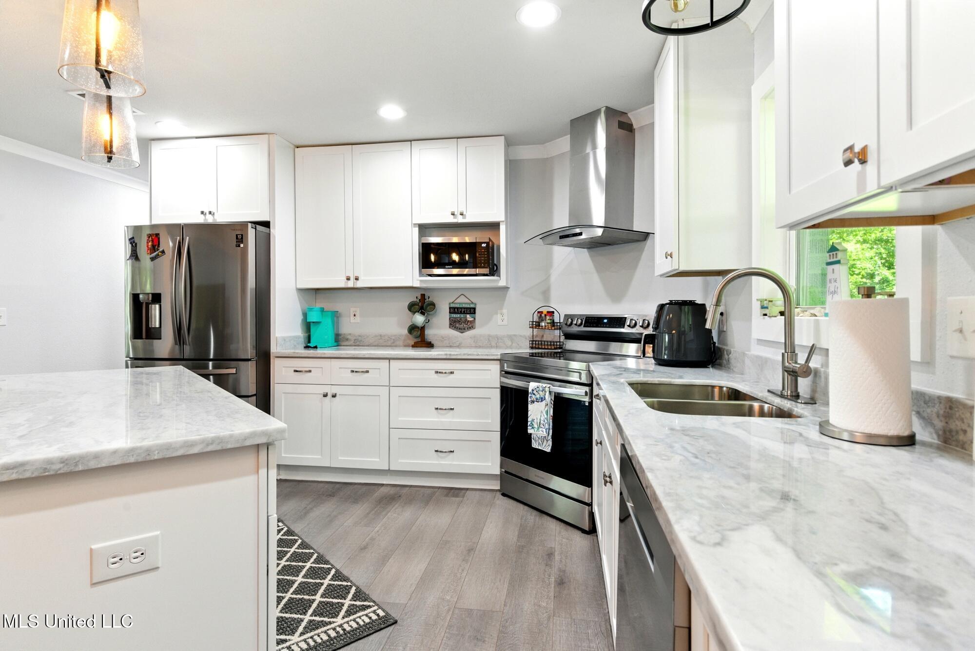 17024 Northrup Cuevas Road Property Photo 8