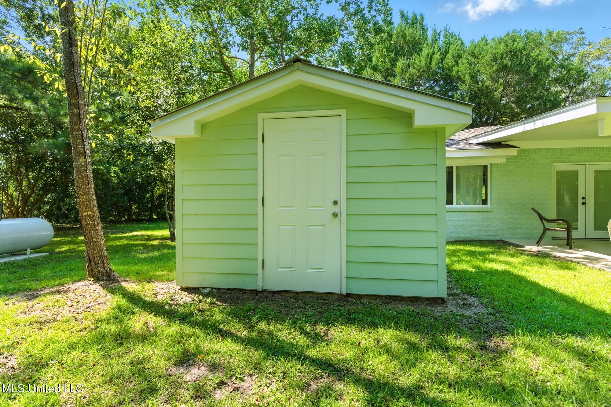 17024 Northrup Cuevas Road Property Photo 23