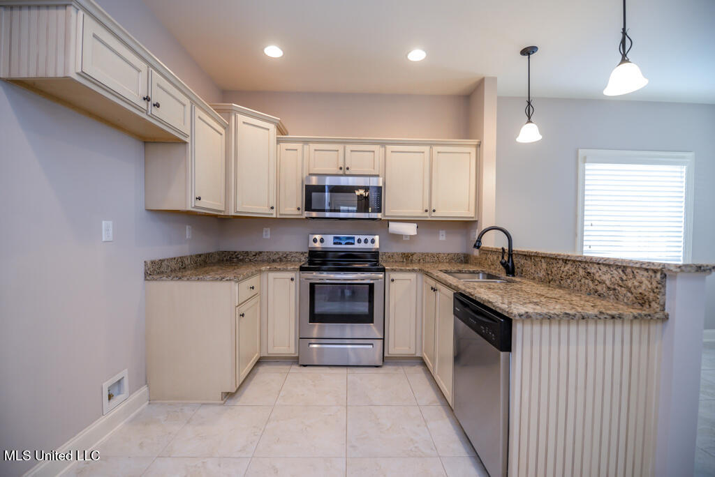 4689 E Dublin Property Photo 4