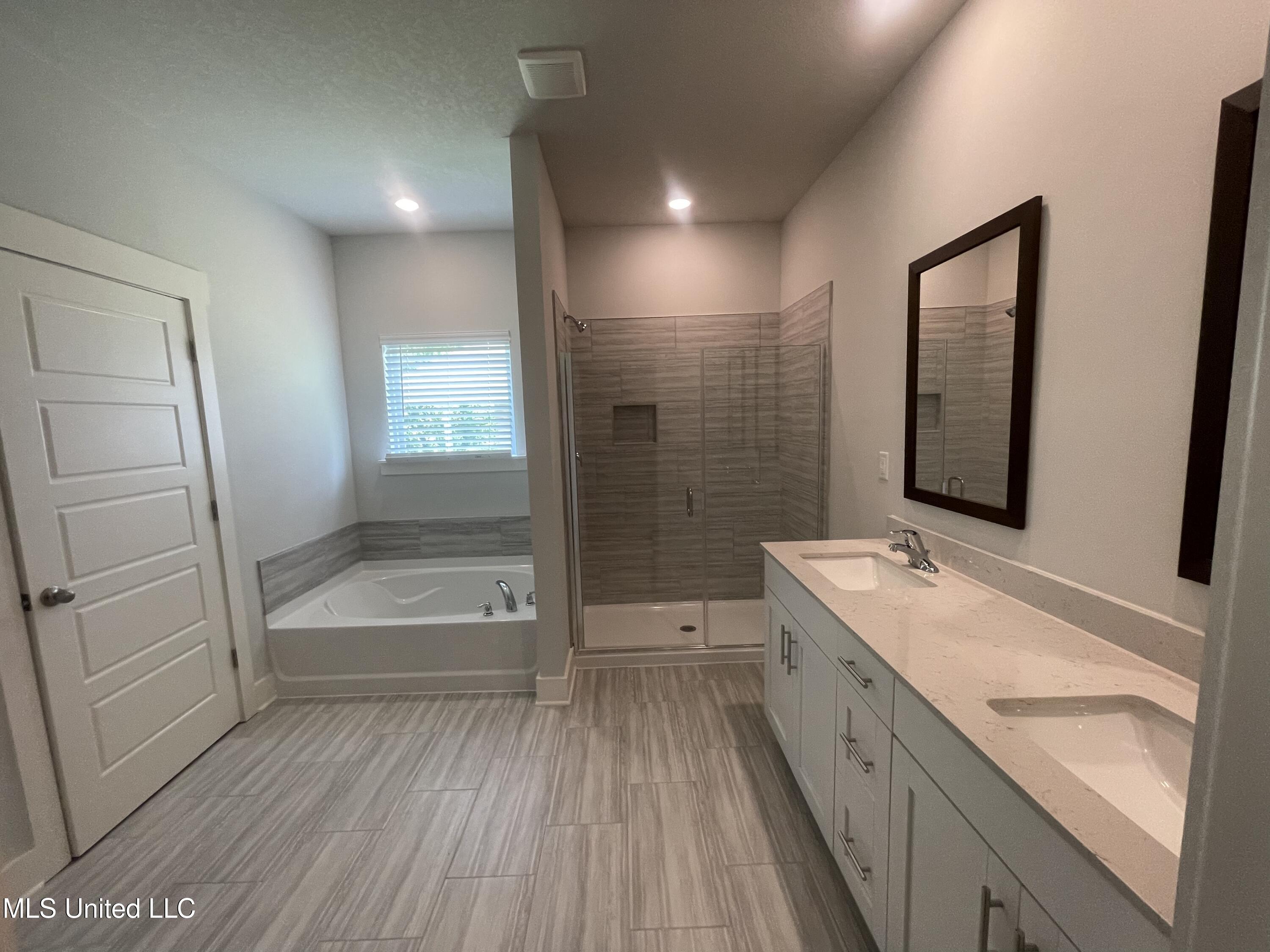 5283 Borden Creek Drive Property Photo 13