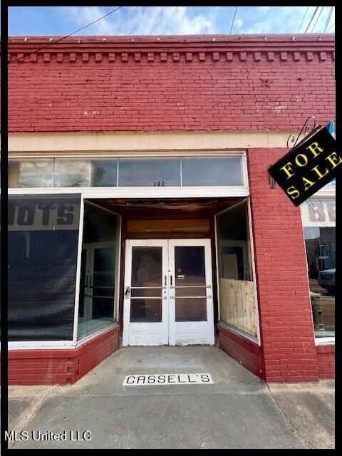 102 Panola Avenue Property Photo 4