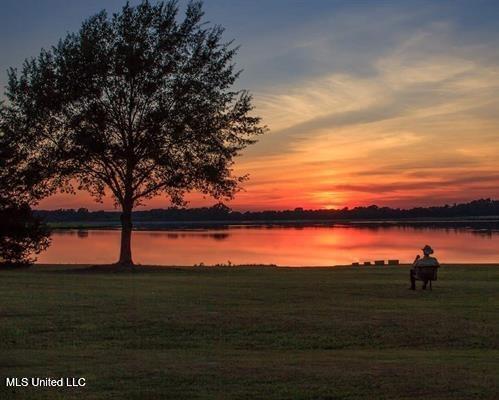 18-8 Windermere Boulevard Property Photo 11