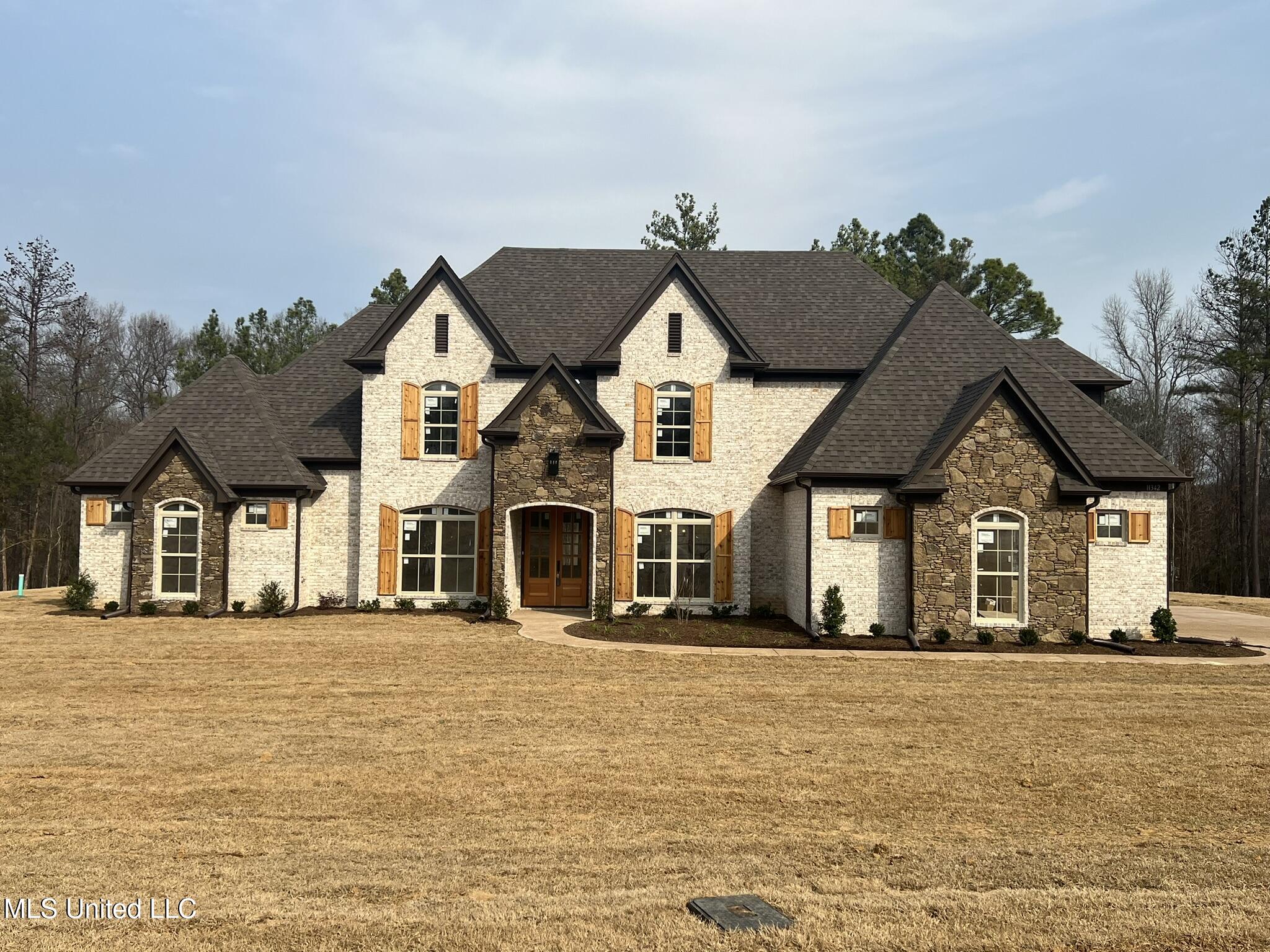 389 Poplar Lane Property Photo 1