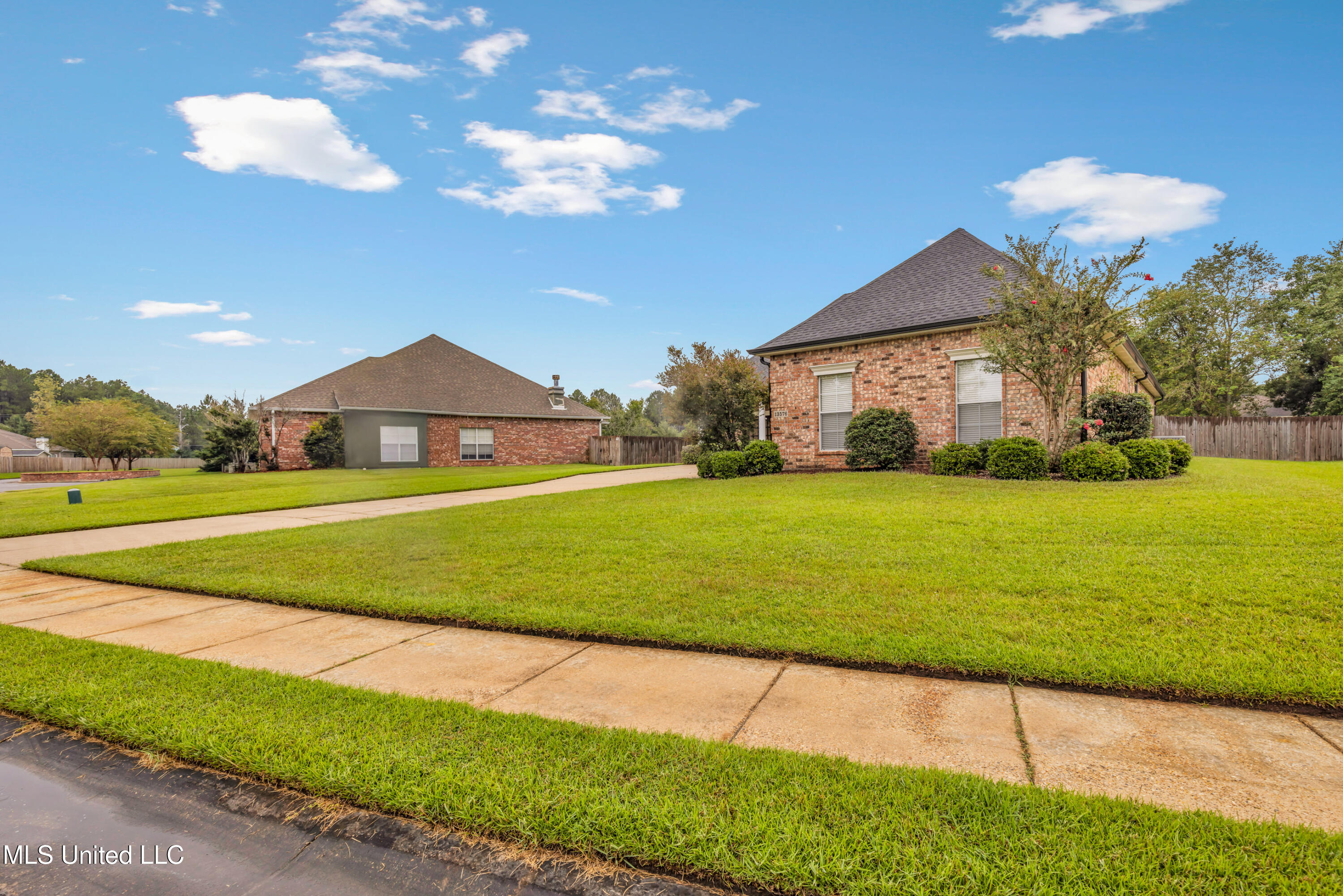 13576 Brayton Boulevard Property Photo 9