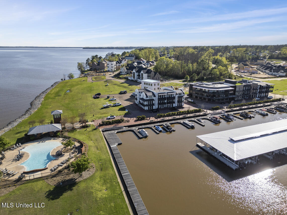 187 N Natchez Drive Property Photo 7