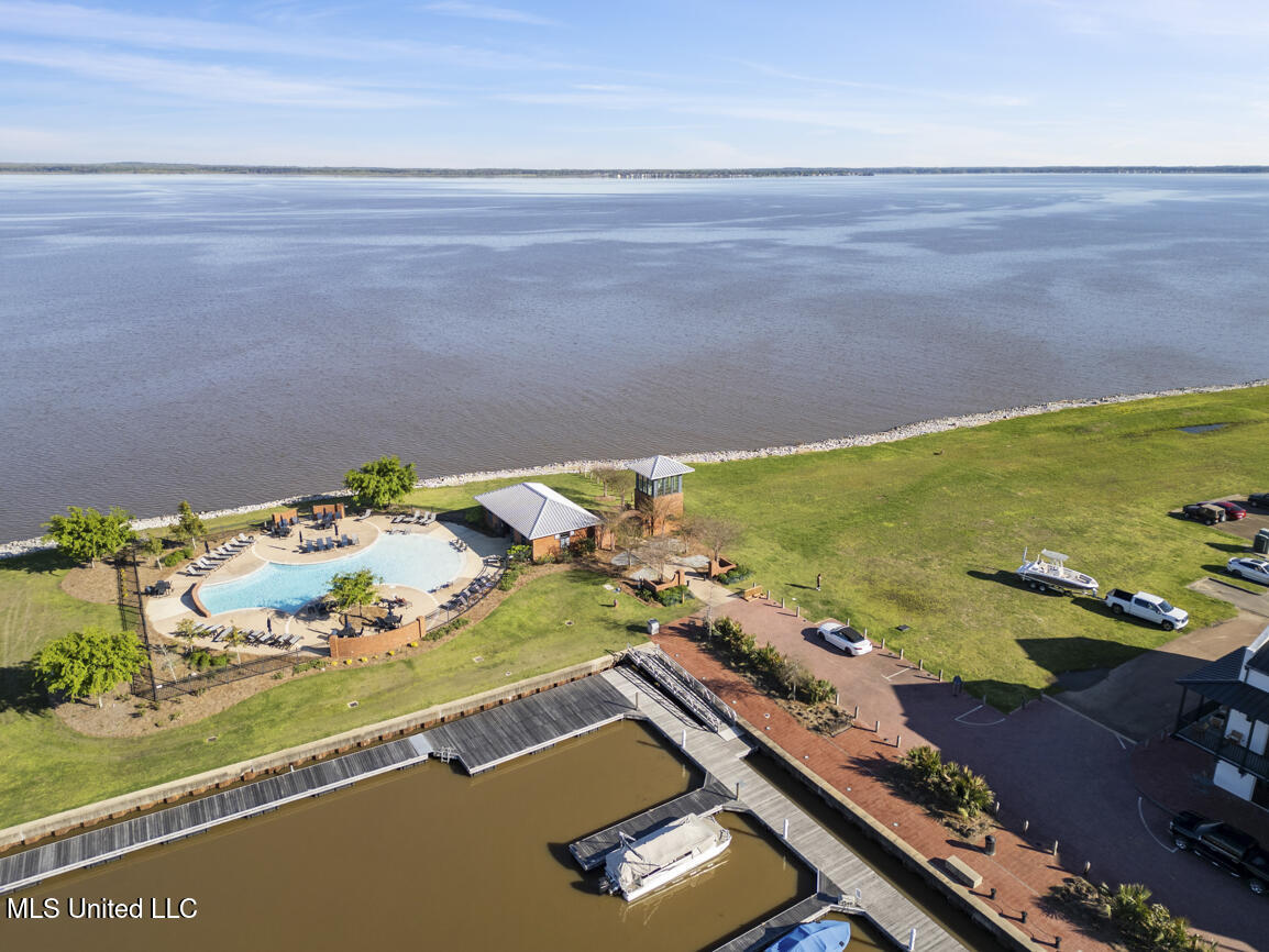 187 N Natchez Drive Property Photo 8