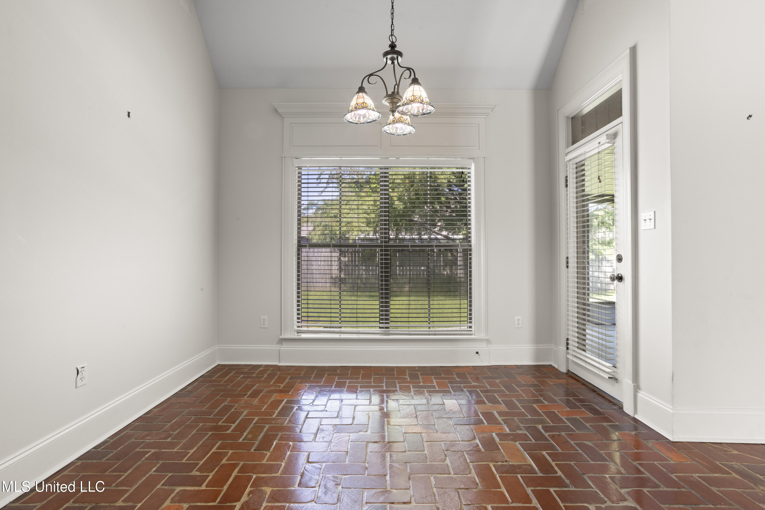 2350 Rue Maison Property Photo 14