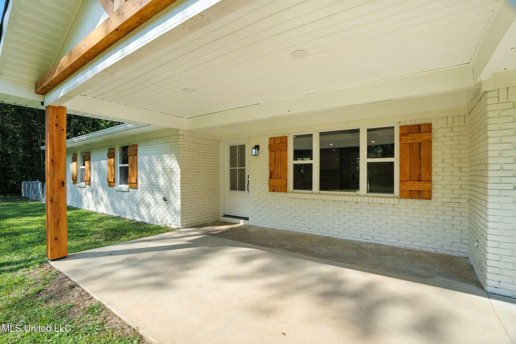 61 Madden Road Property Photo 2