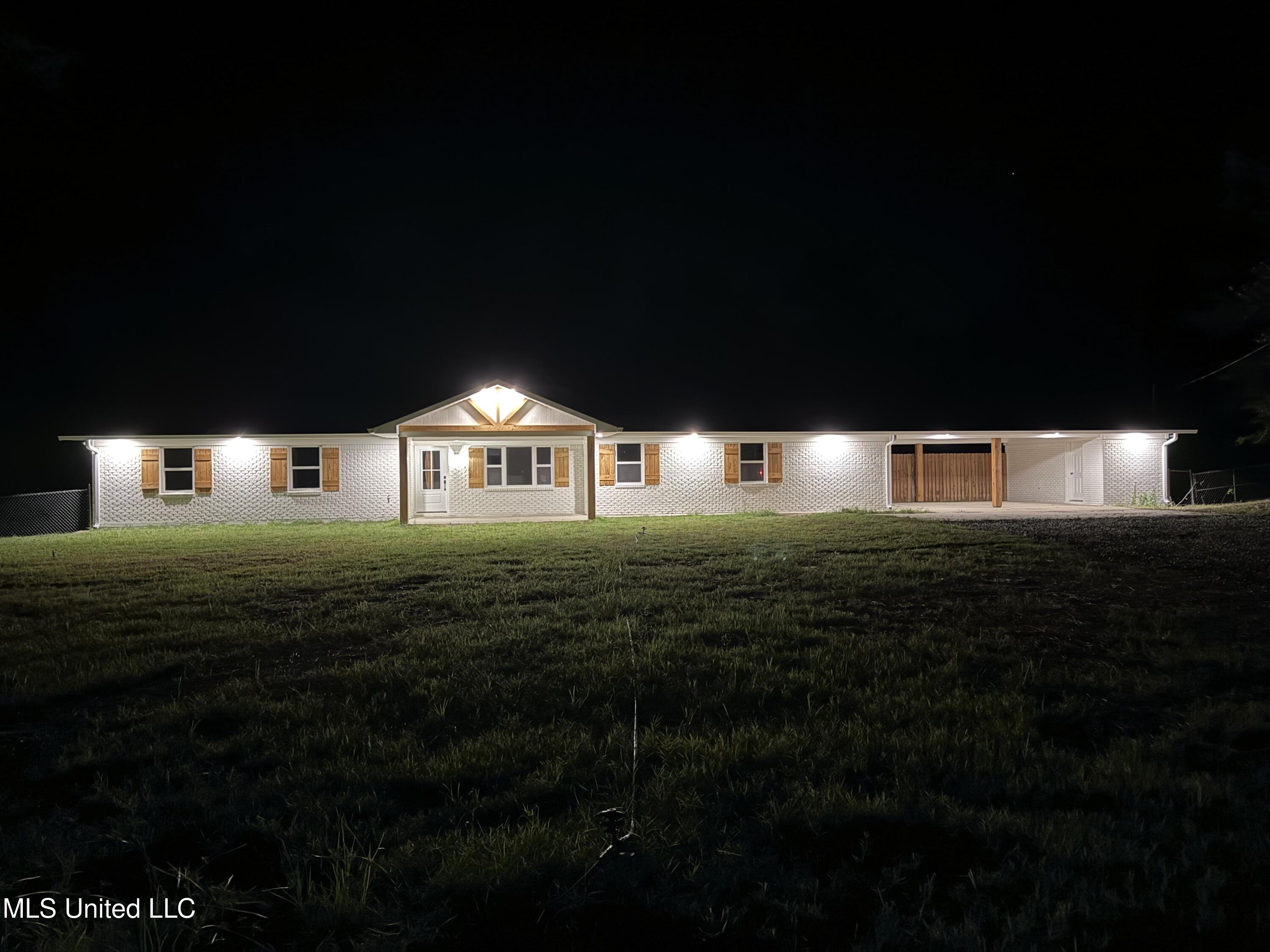 61 Madden Road Property Photo 3