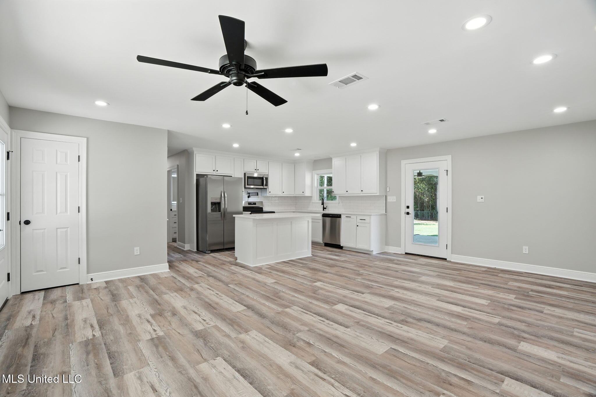 61 Madden Road Property Photo 5