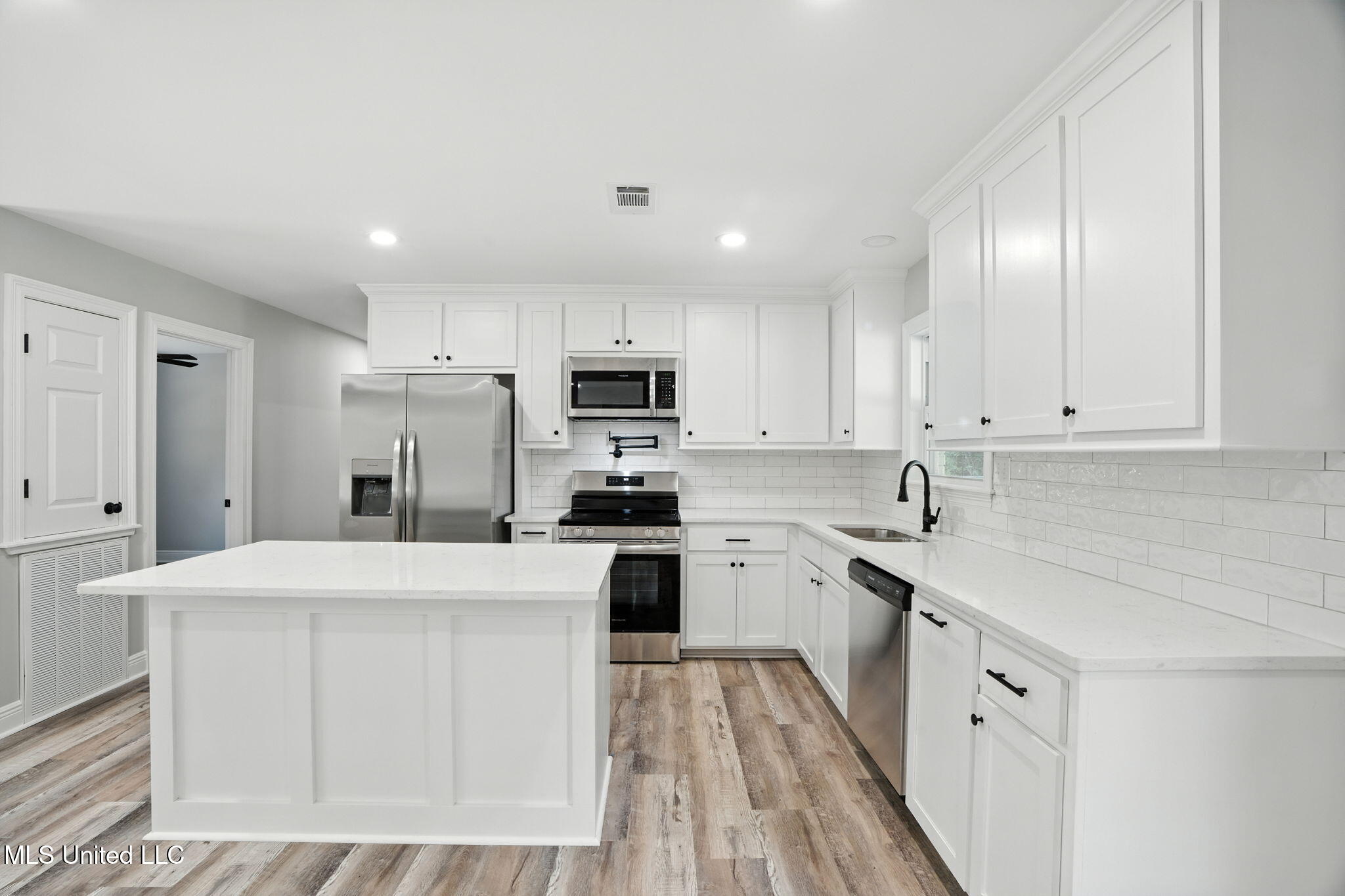 61 Madden Road Property Photo 7