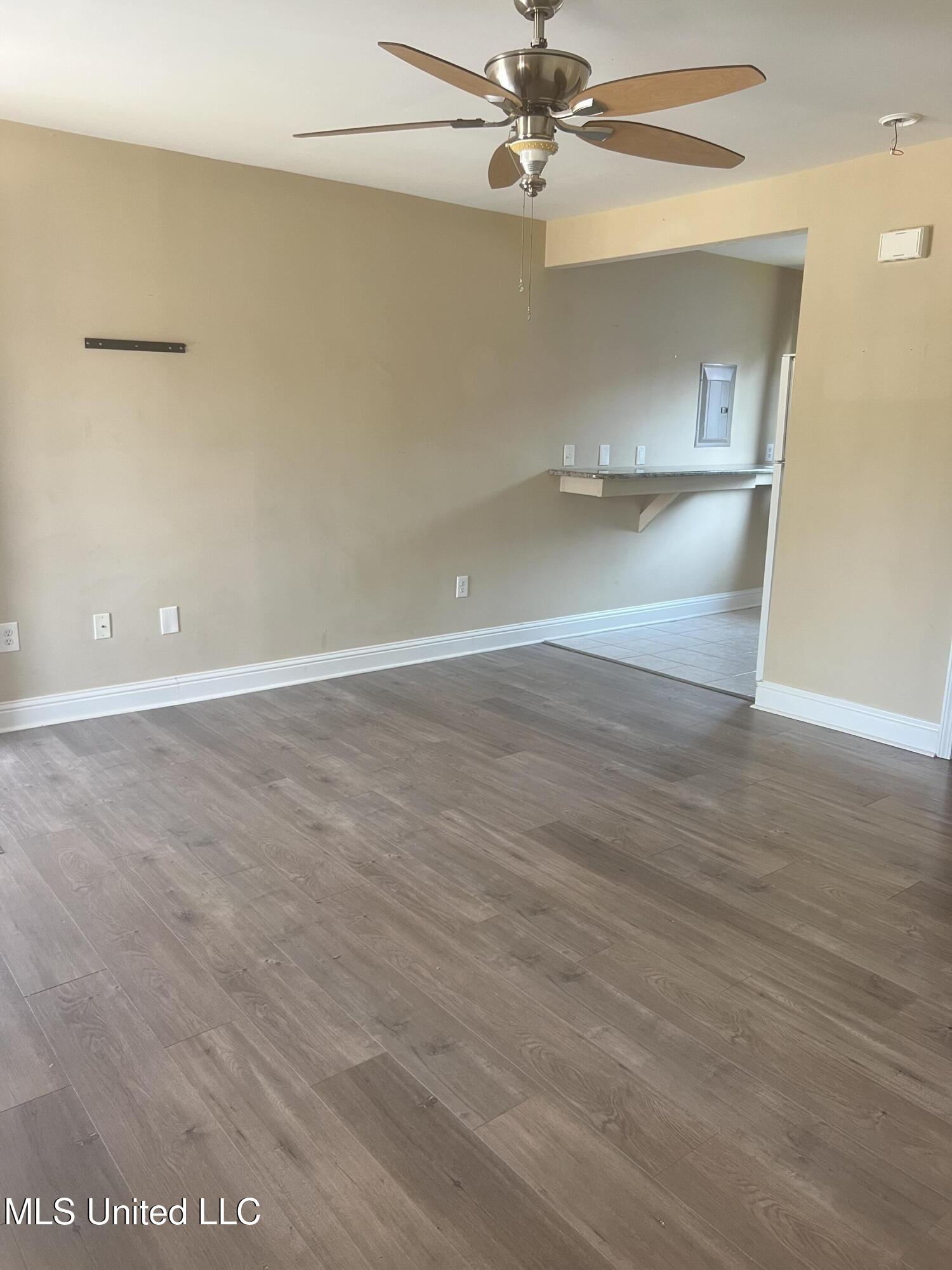 1664 Beach Boulevard Property Photo 6