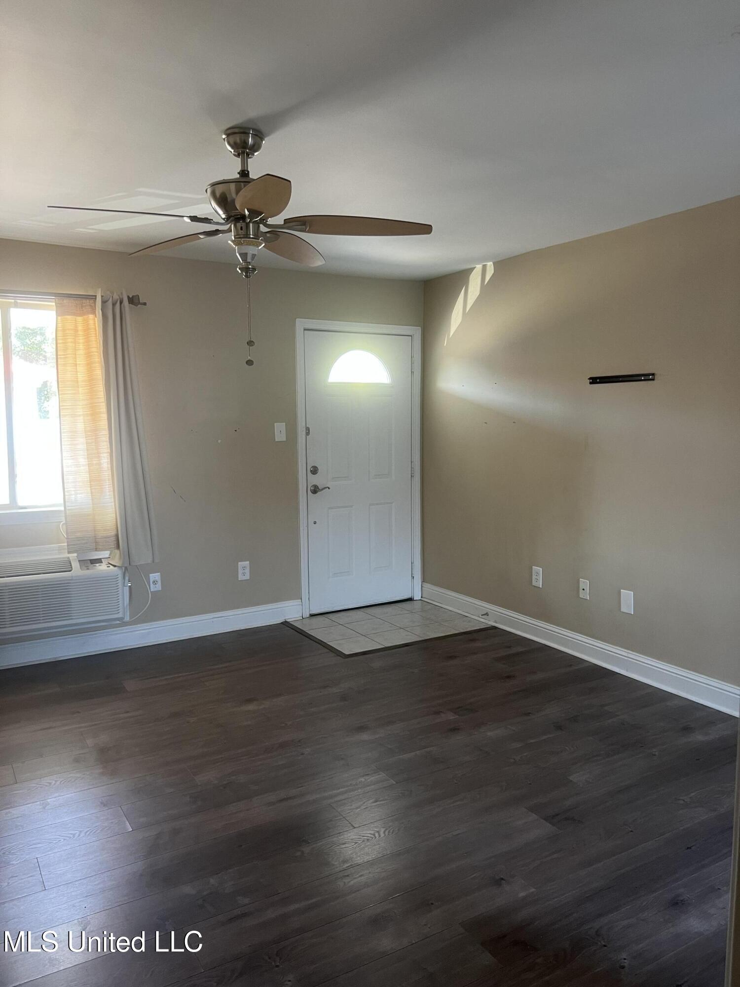 1664 Beach Boulevard Property Photo 7