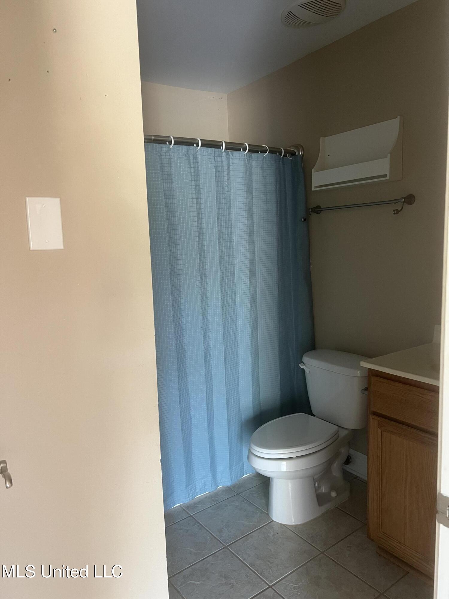1664 Beach Boulevard Property Photo 9