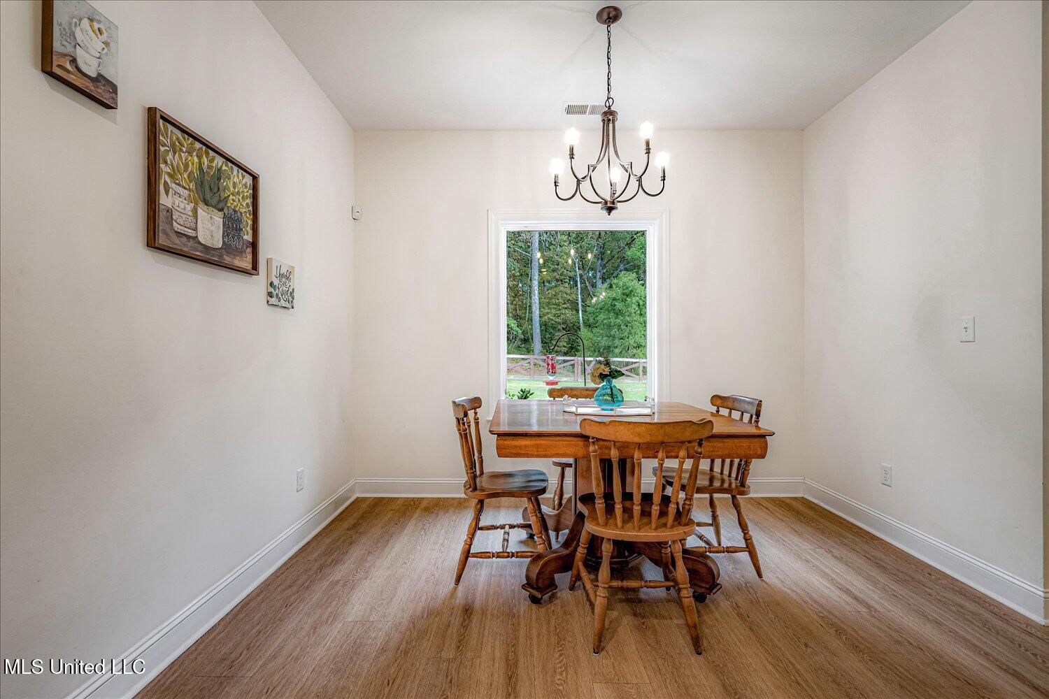 301 Fairview Trail Property Photo 9