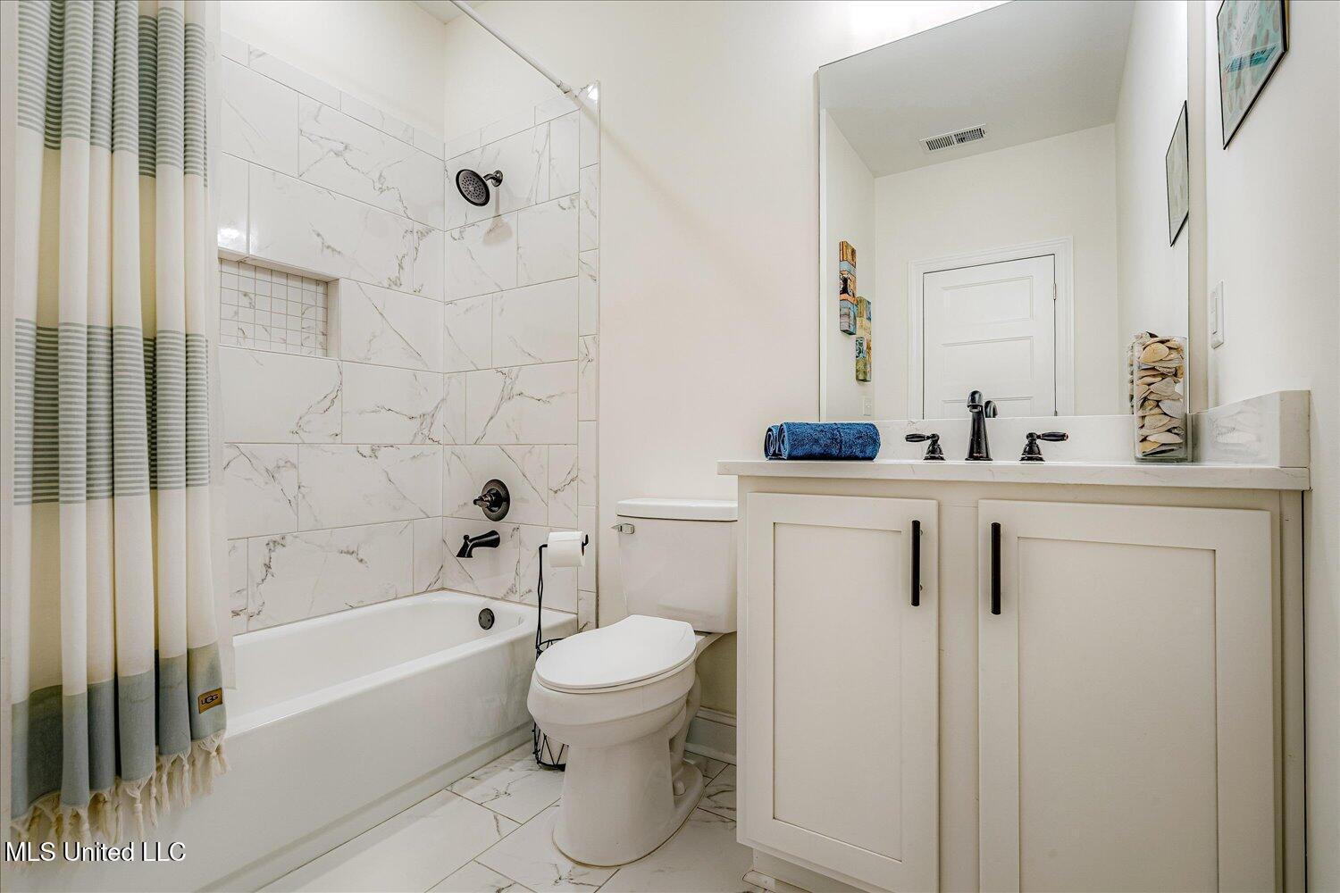 301 Fairview Trail Property Photo 12