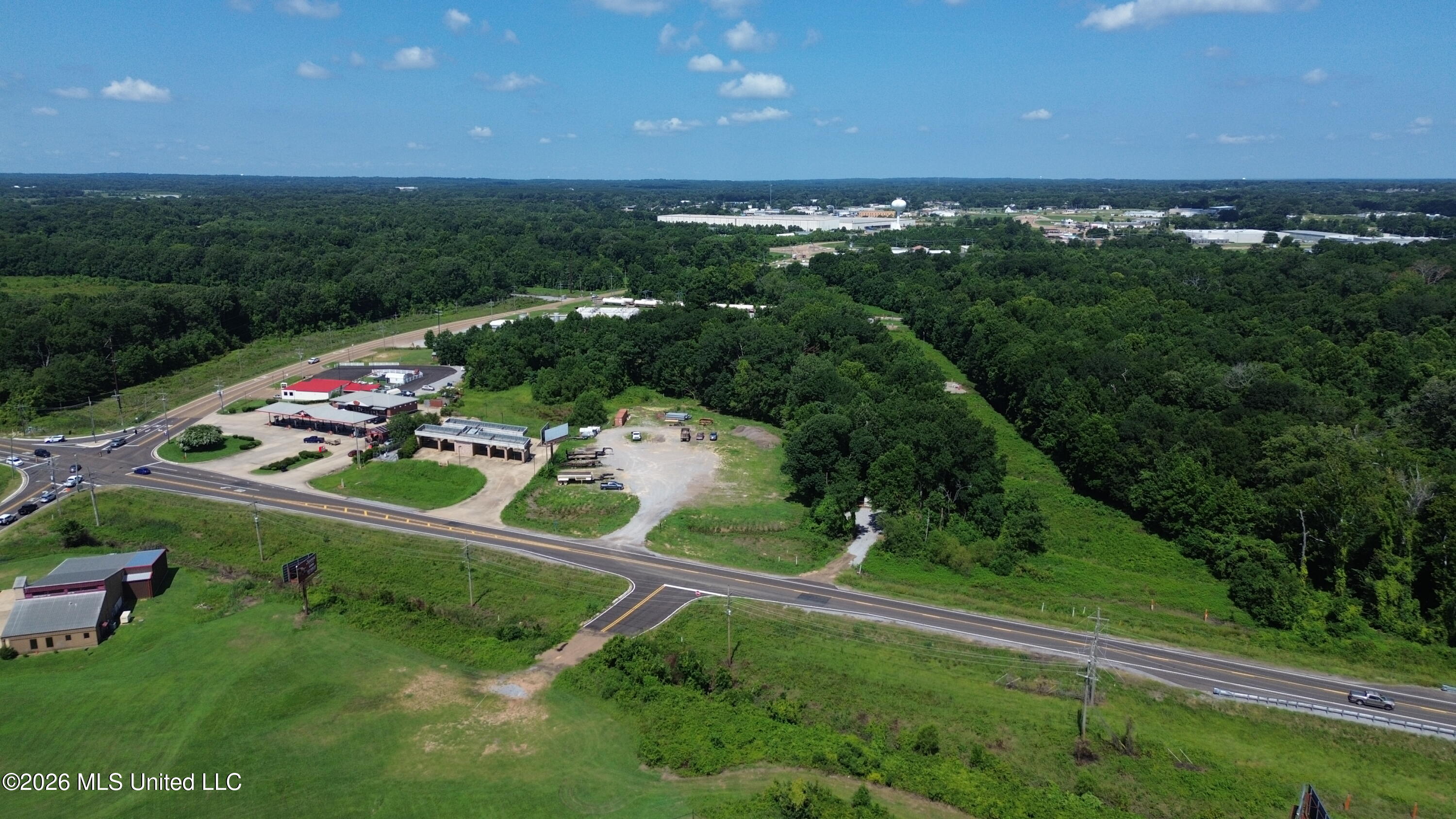1753 Hwy-51 Property Photo 5