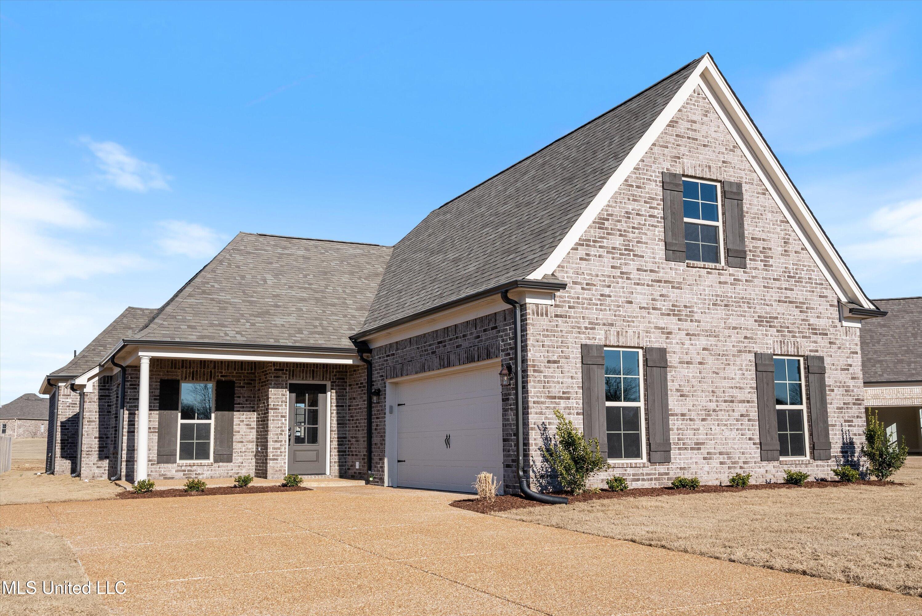 1644 Ryker Road Property Photo 1