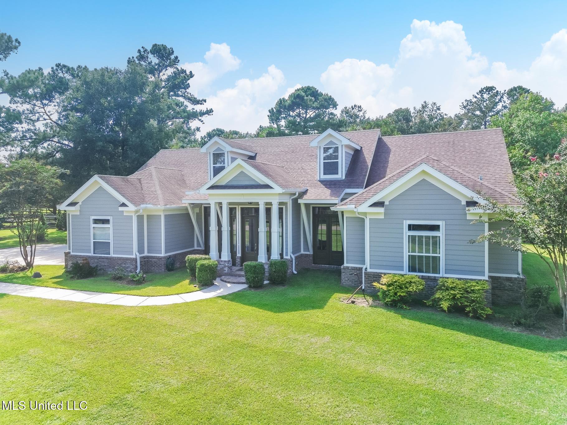 23894 Stablewood Drive Property Photo 2