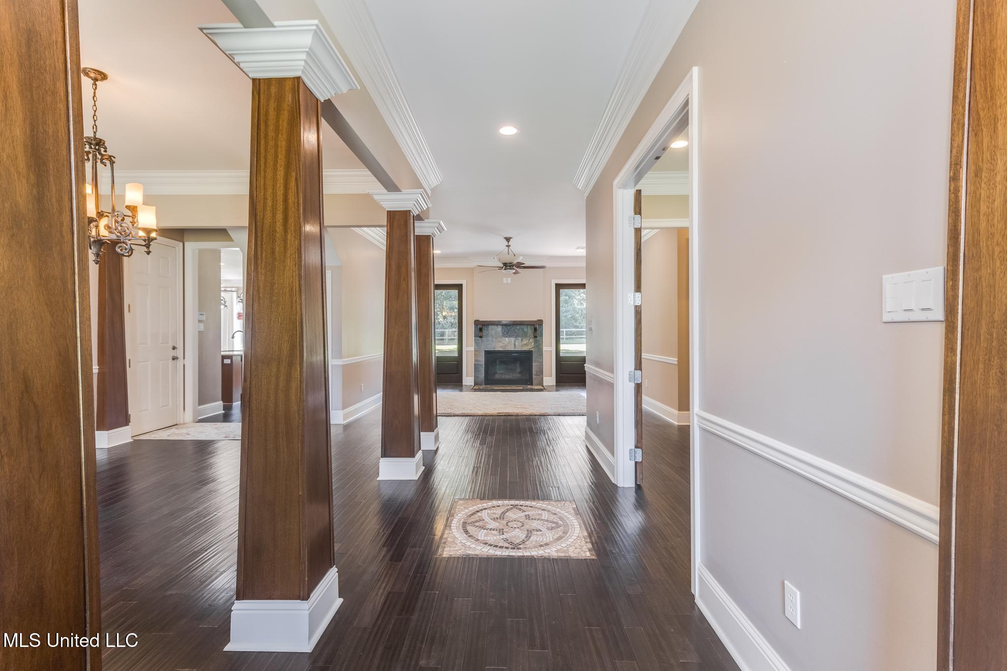 23894 Stablewood Drive Property Photo 9