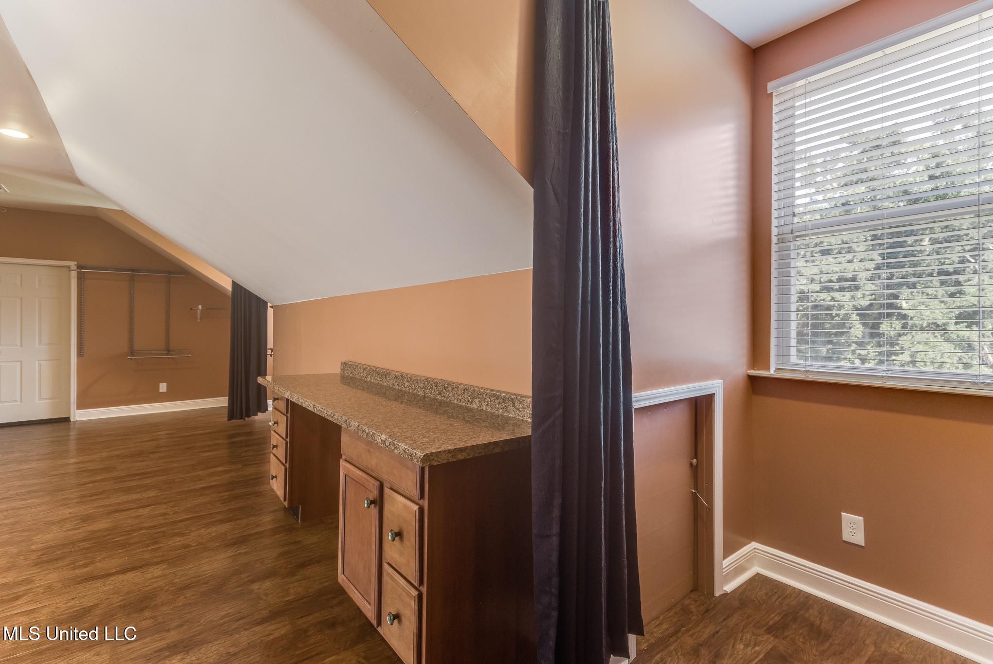 23894 Stablewood Drive Property Photo 43