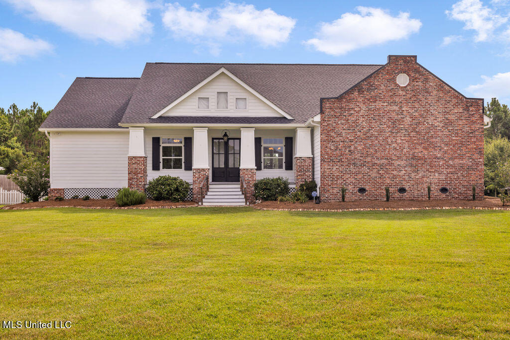 6408 Seawinds Boulevard Property Photo 1