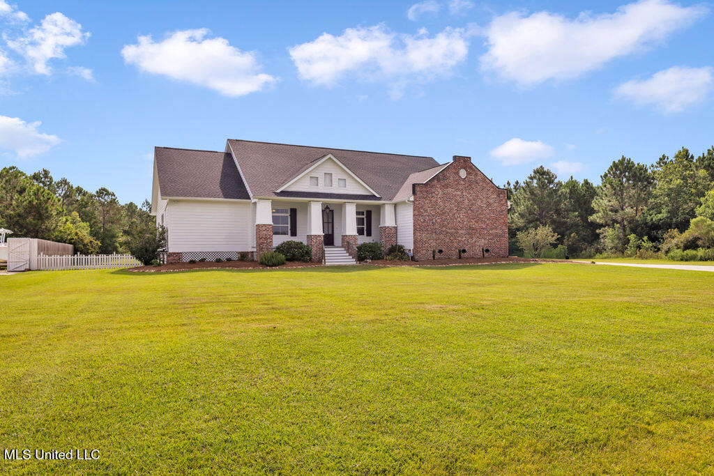 6408 Seawinds Boulevard Property Photo 4