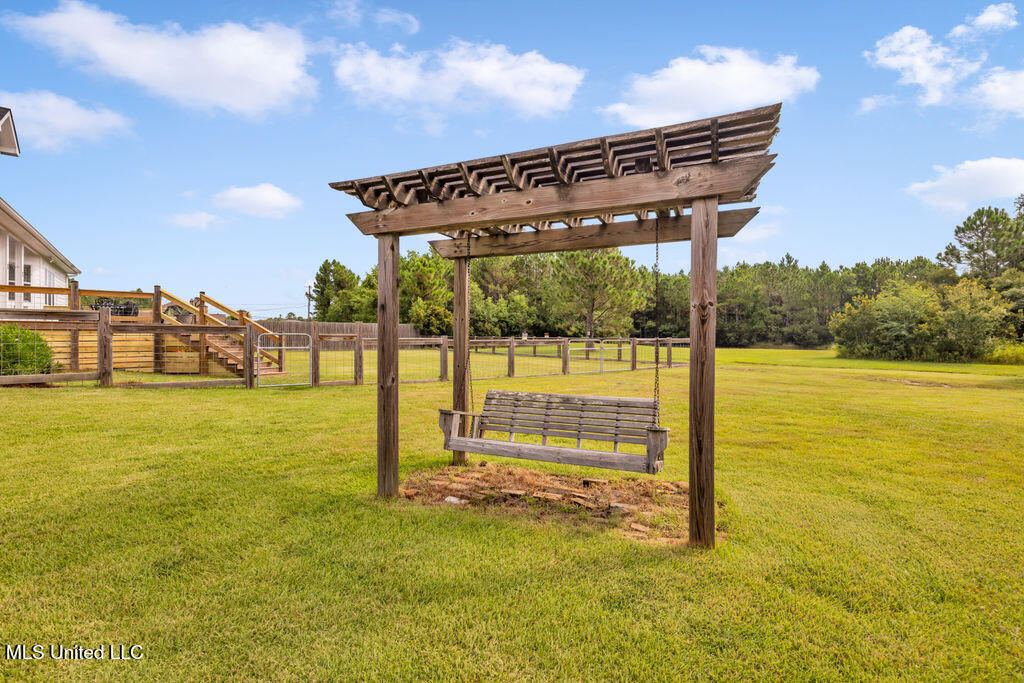 6408 Seawinds Boulevard Property Photo 9