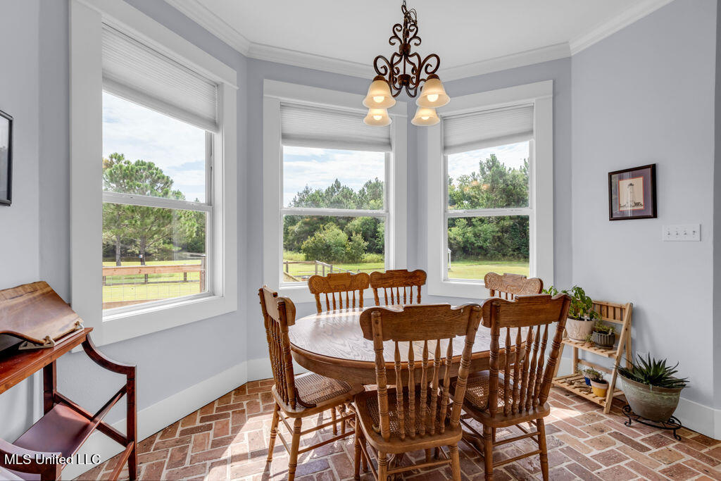 6408 Seawinds Boulevard Property Photo 38