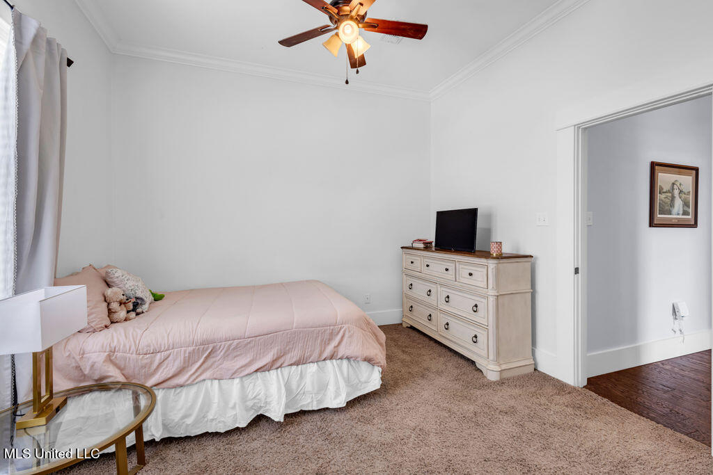 6408 Seawinds Boulevard Property Photo 47