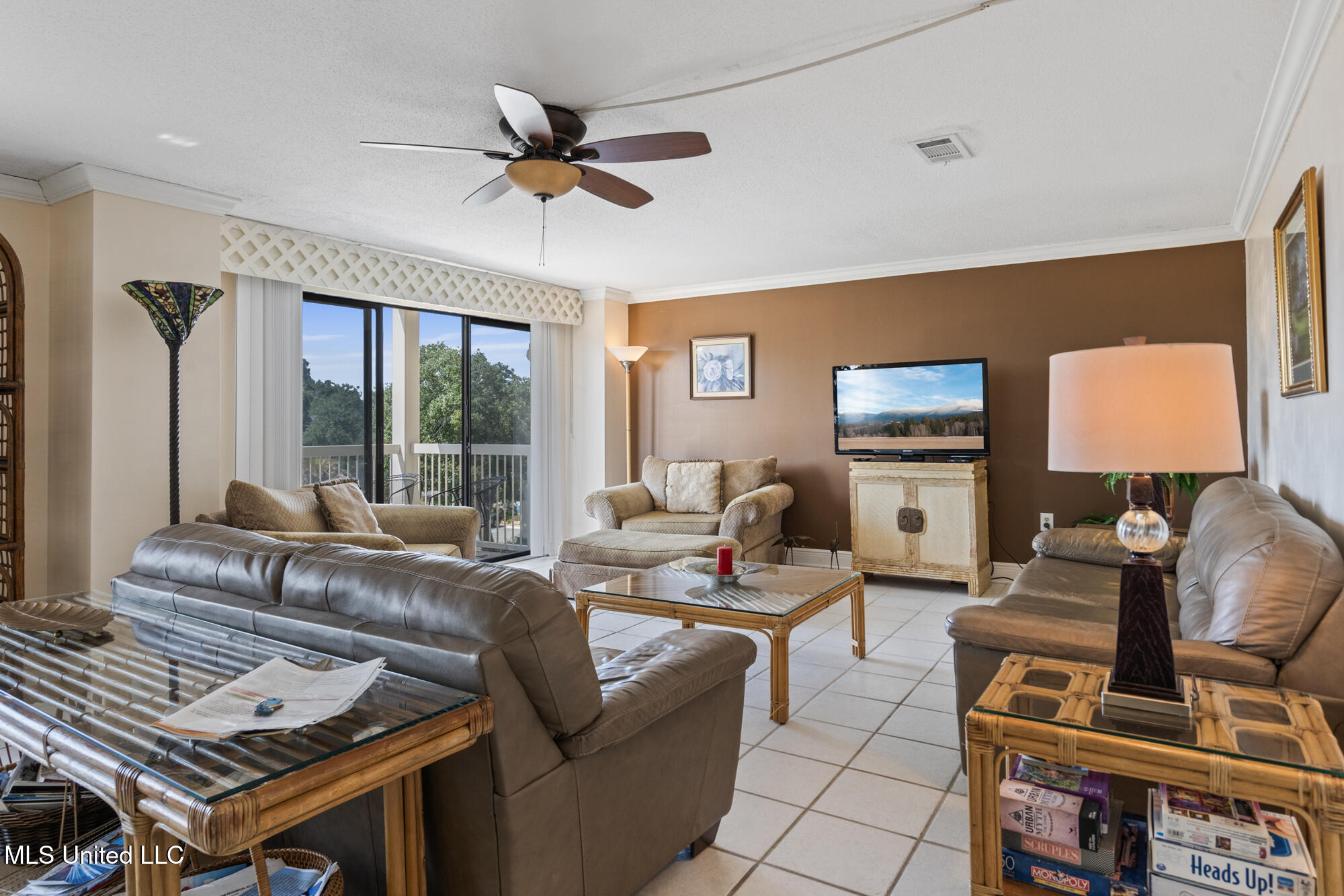 1130 Beach Boulevard Property Photo 11